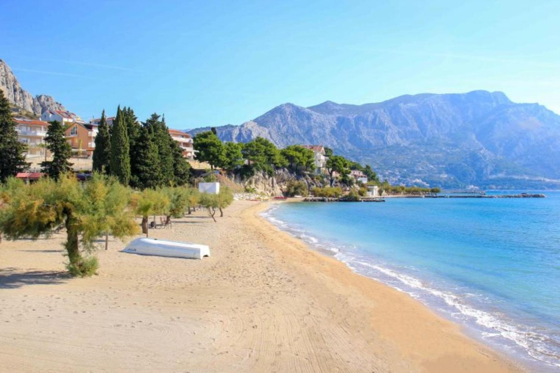 Apartman Gusar -top position, close to the center and the beach, fully equipped