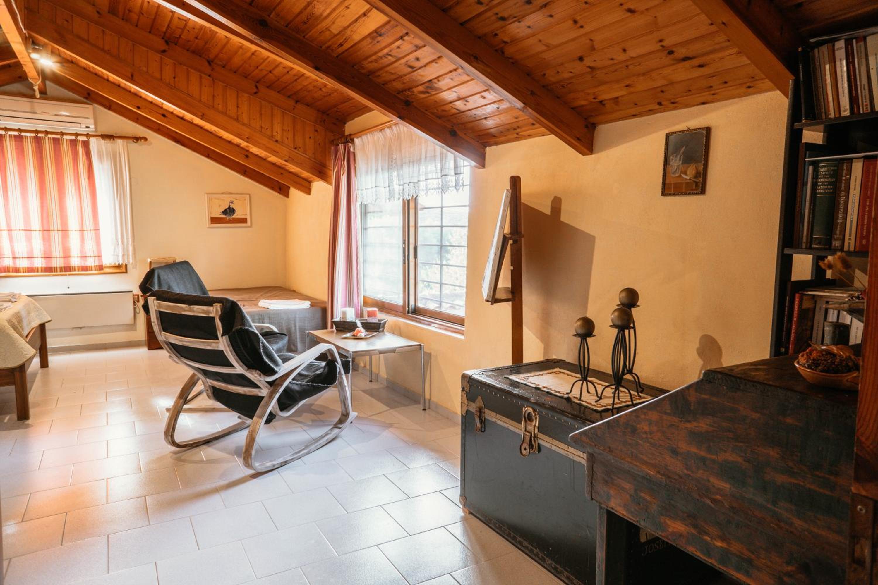 Villa Polytimi