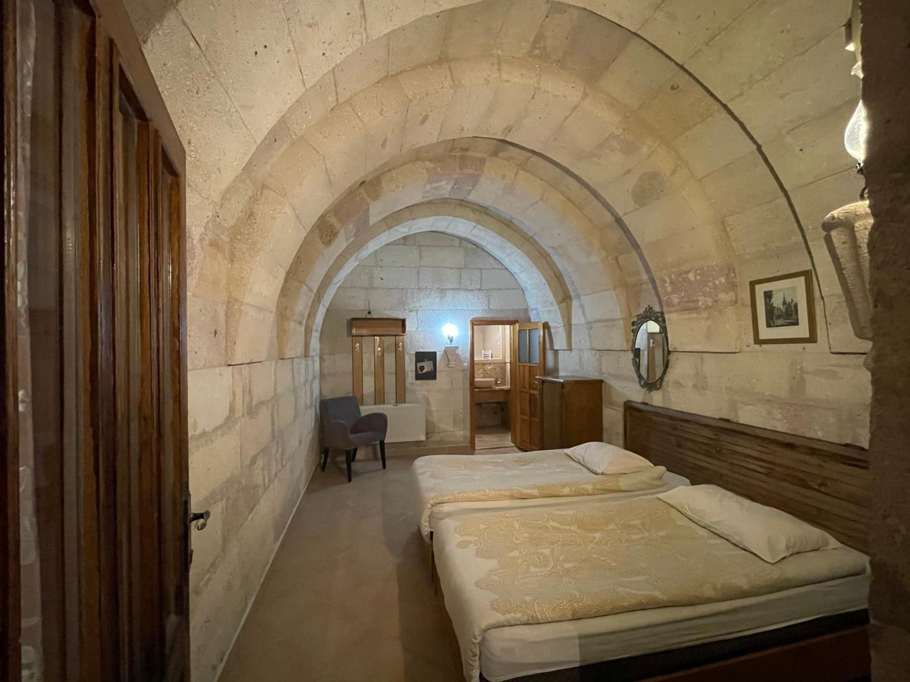 Anatolia Raymonde Cave House
