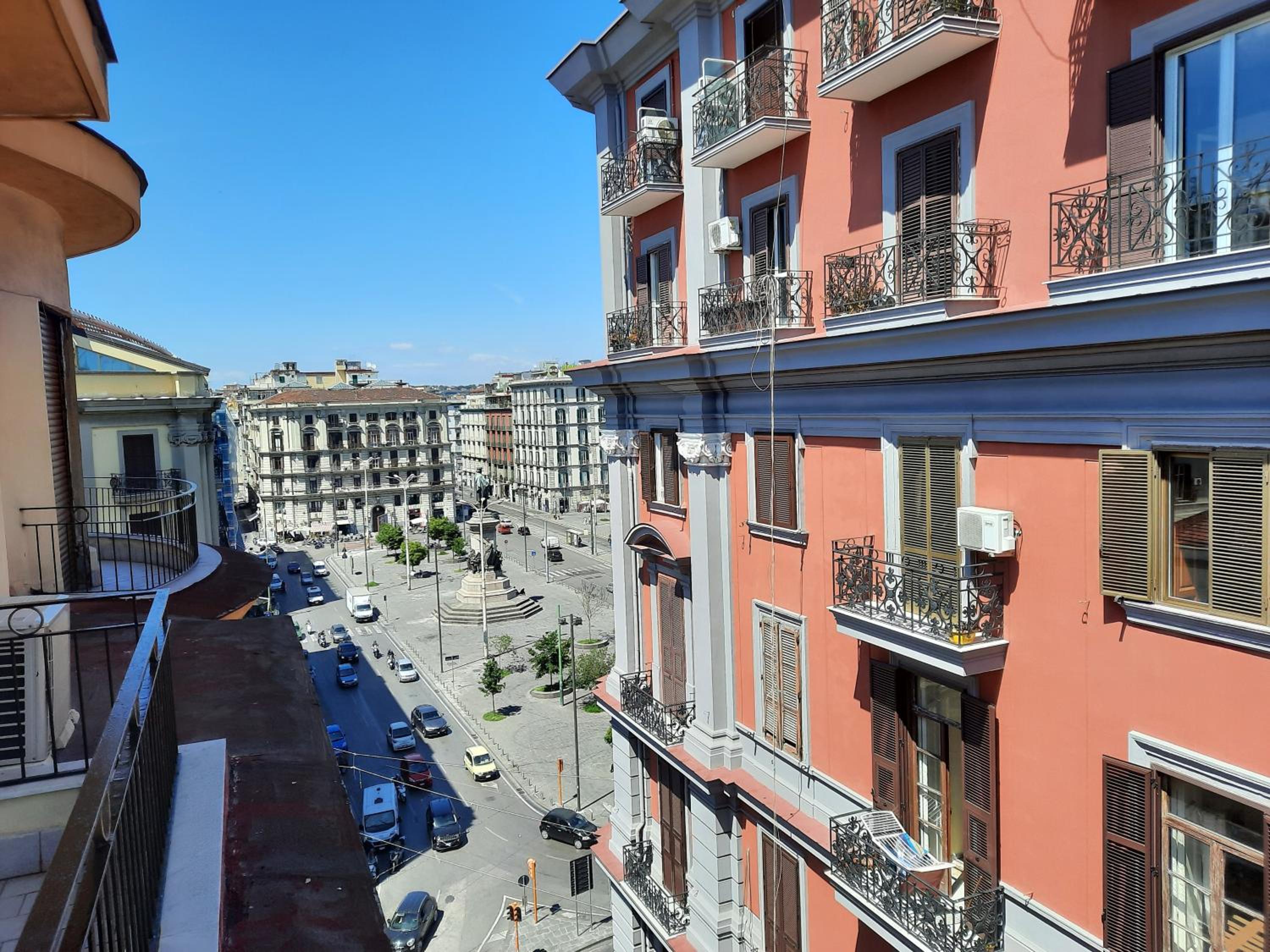 Napoli central