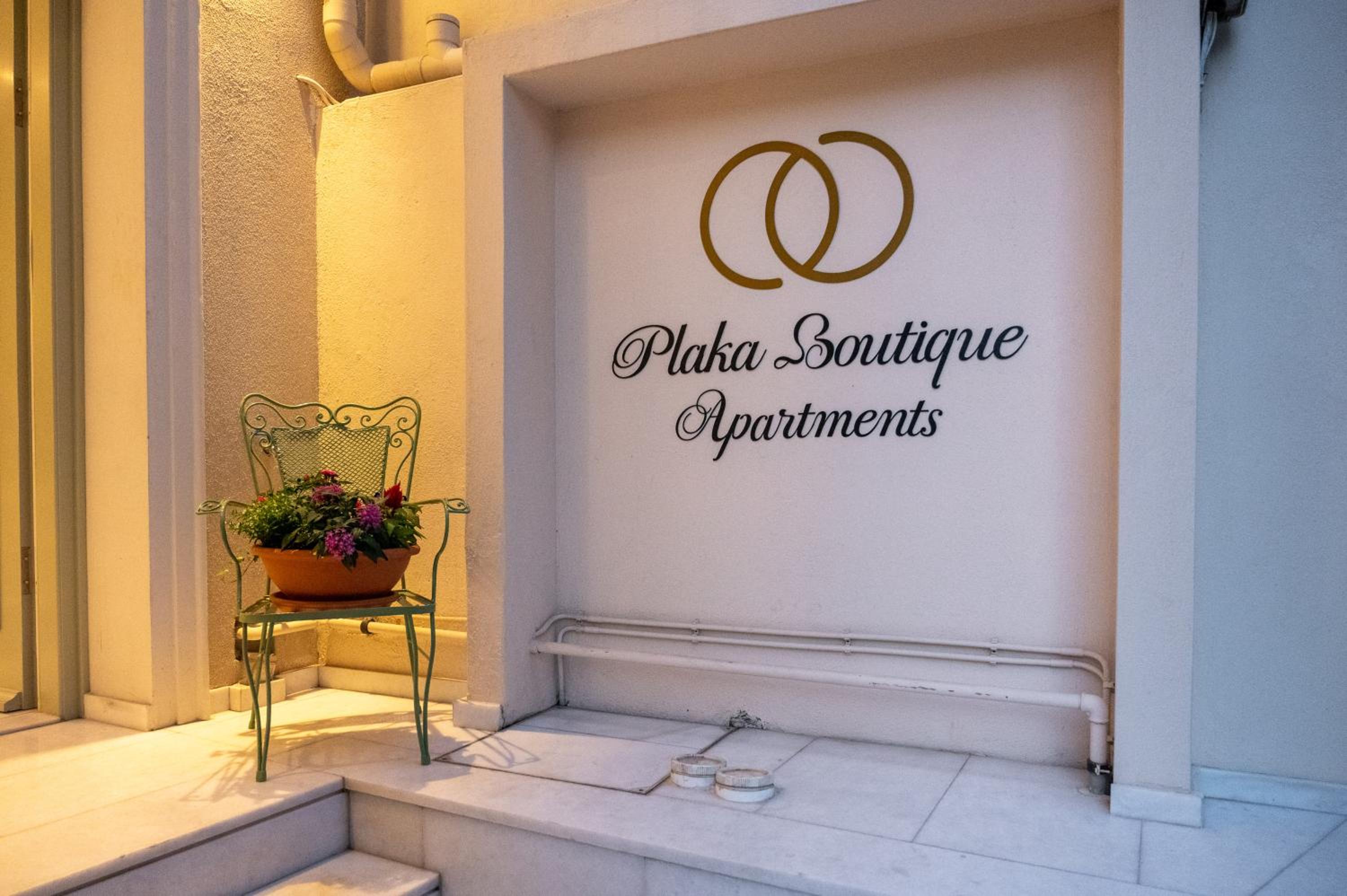 IPELHOME - Plaka Boutique Apartments