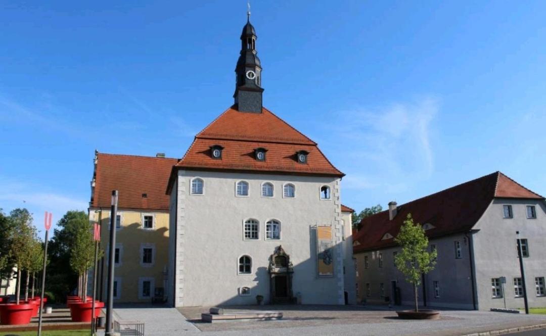 Photo 33