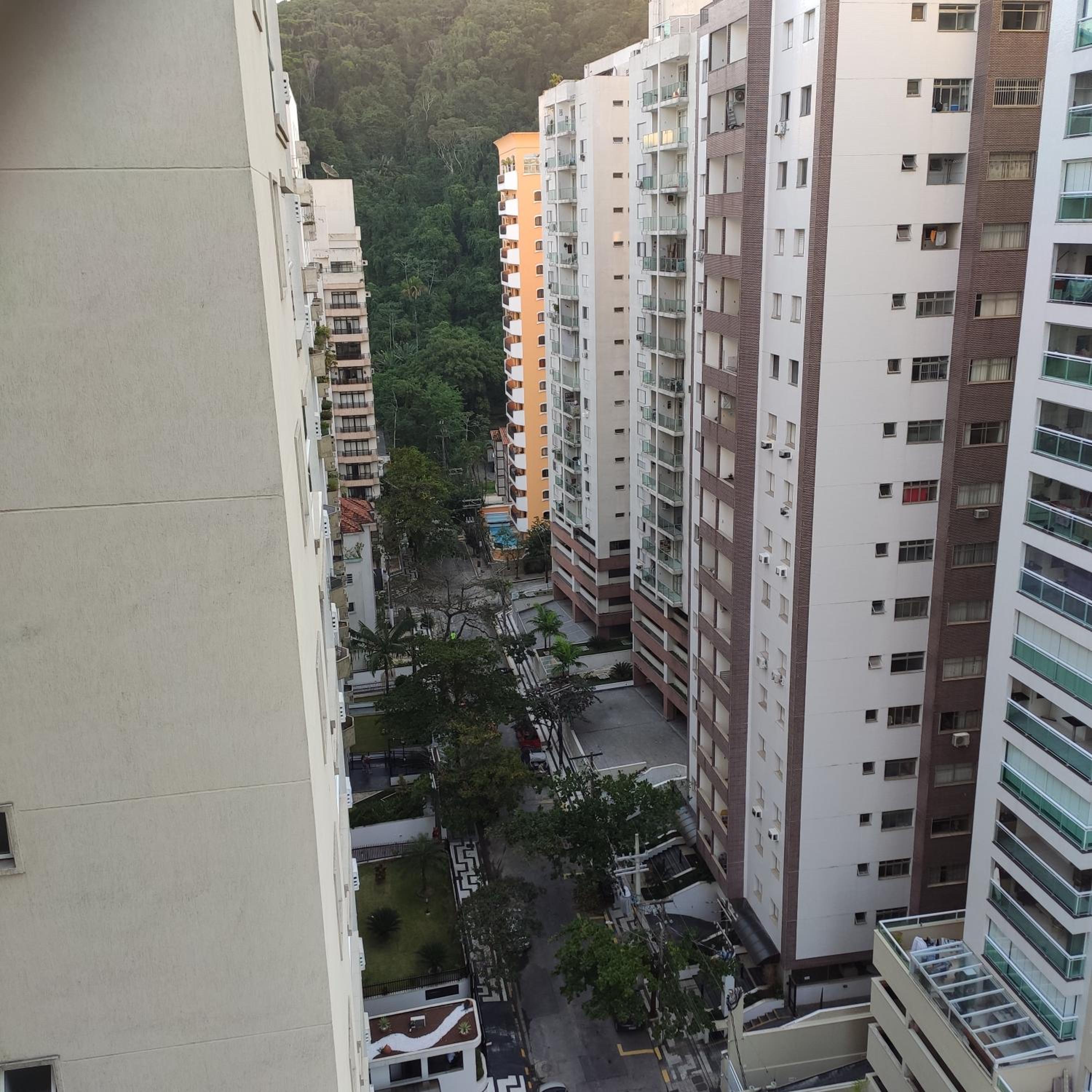 Apartamento Dulce Pitangueiras Guarujá com varanda view 2