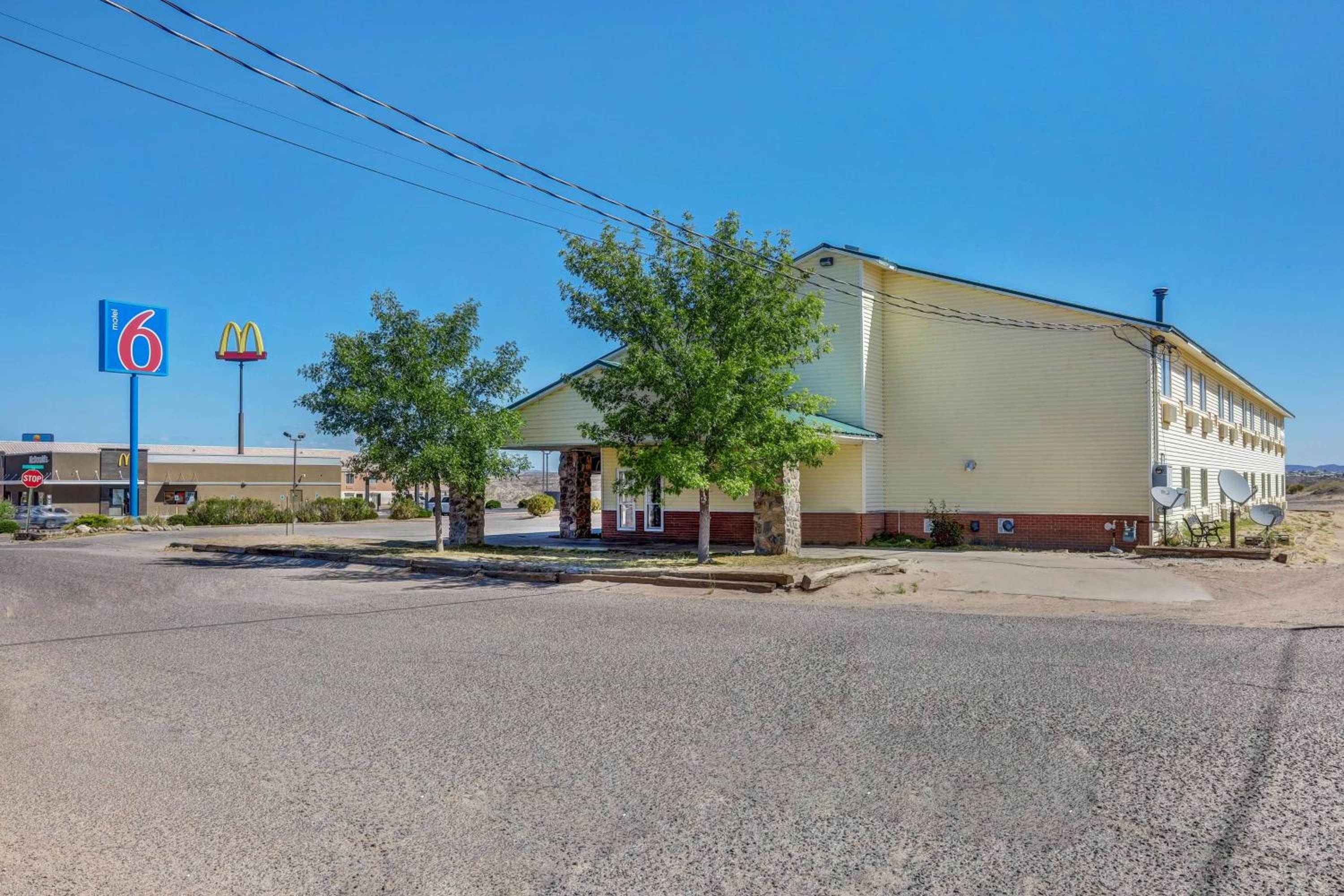 Motel 6-Truth Or Consequences, NM view 2
