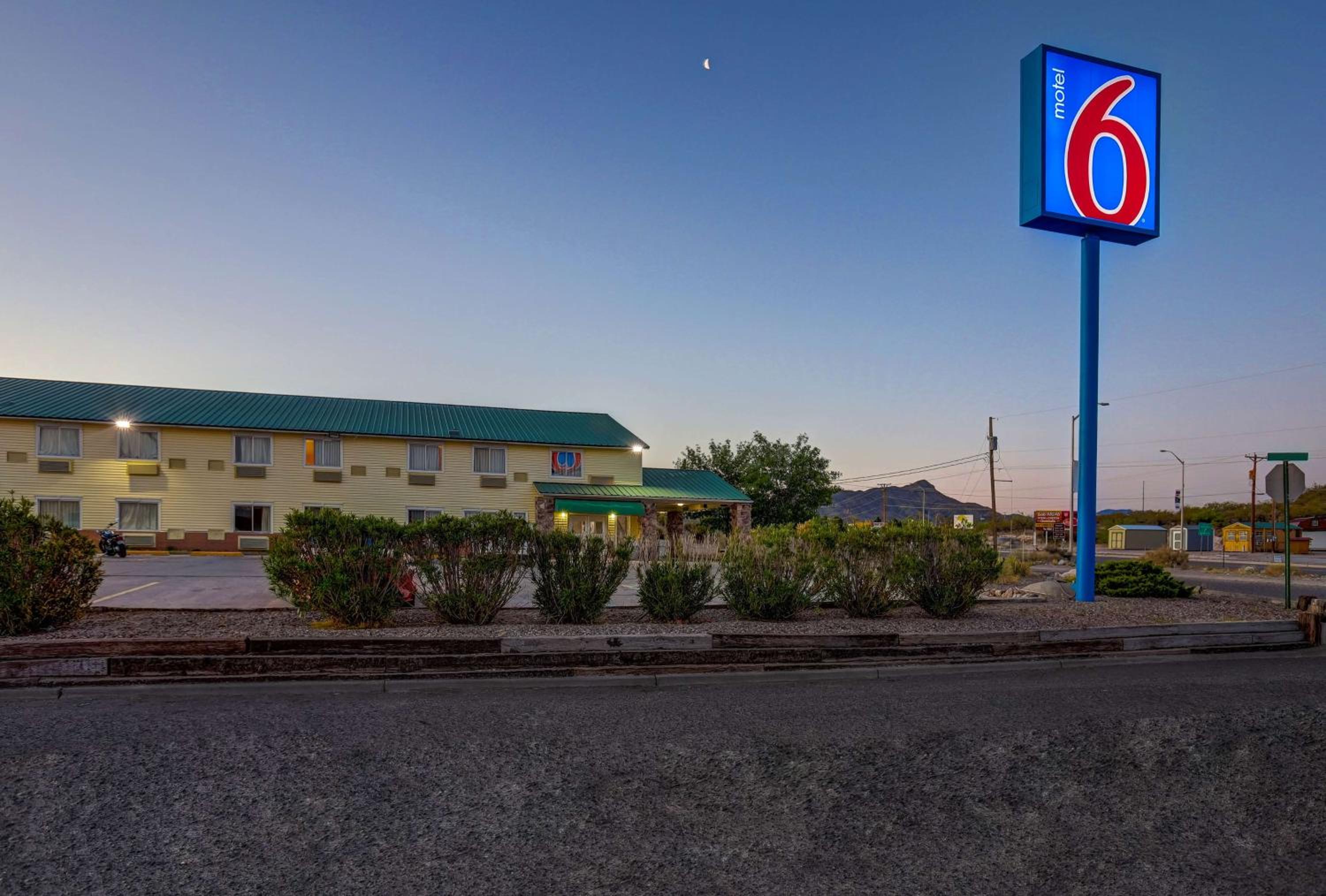 Motel 6-Truth Or Consequences, NM view 3