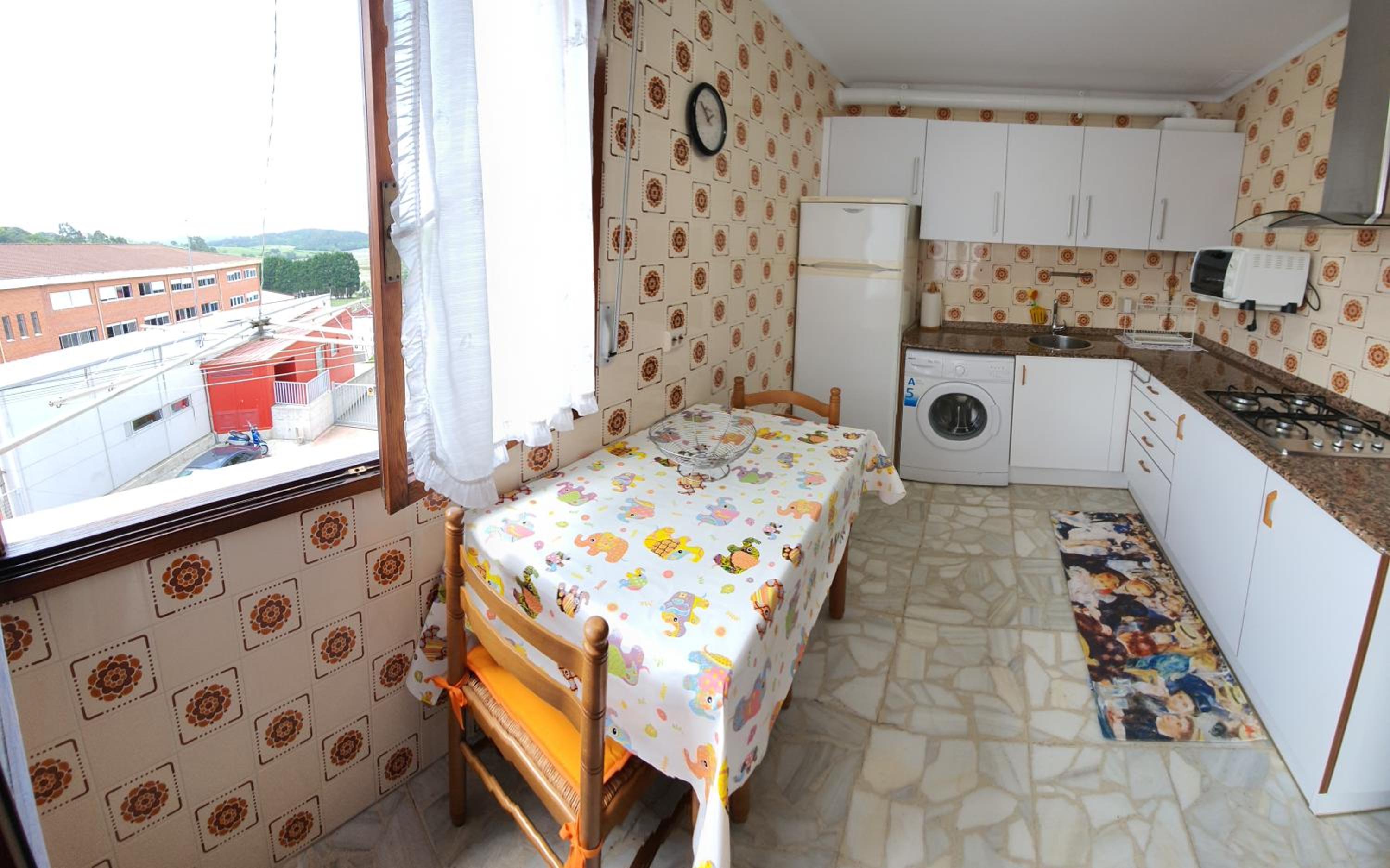 Photo 34