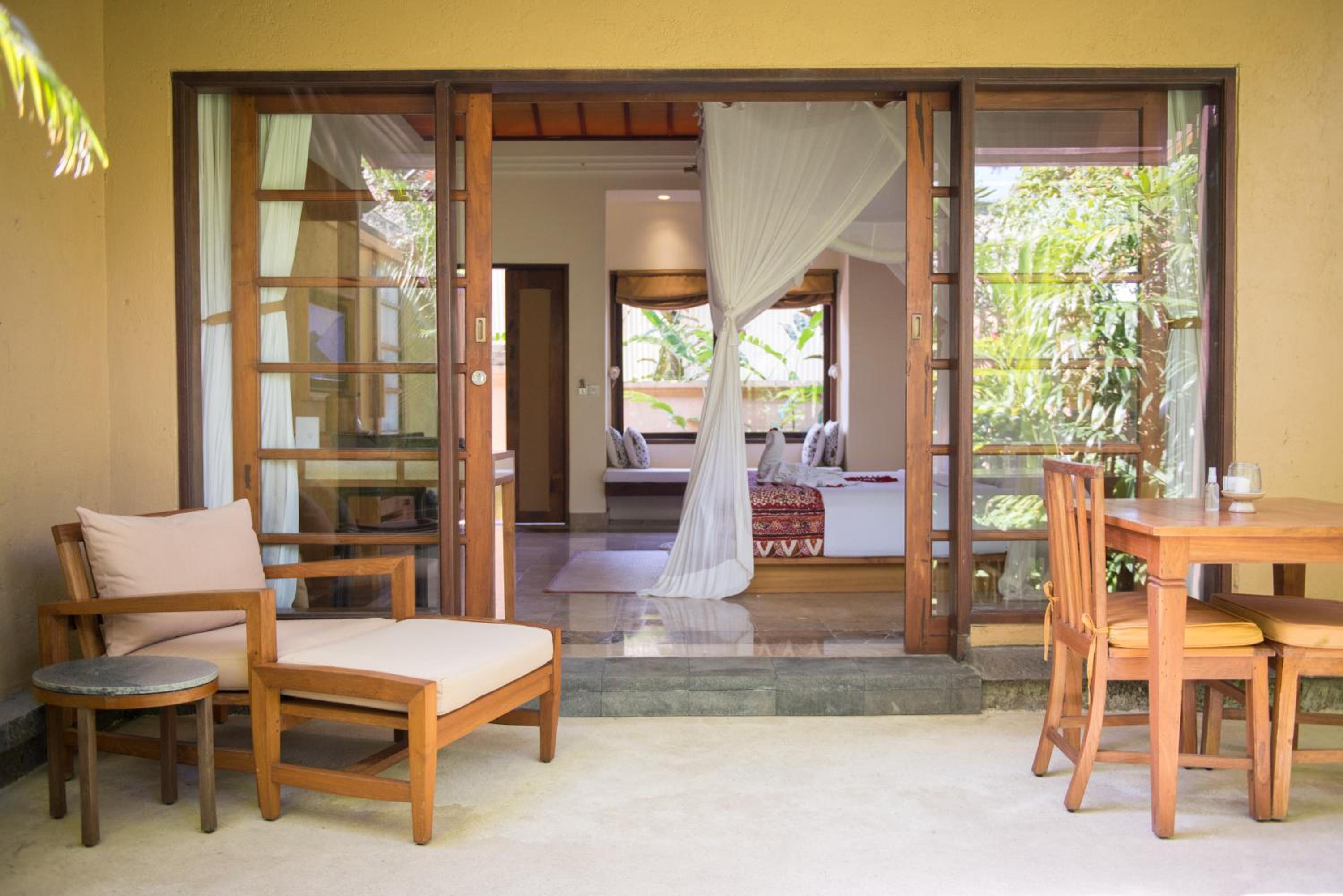 Hotel Komaneka at Monkey Forest Ubud - Image 1