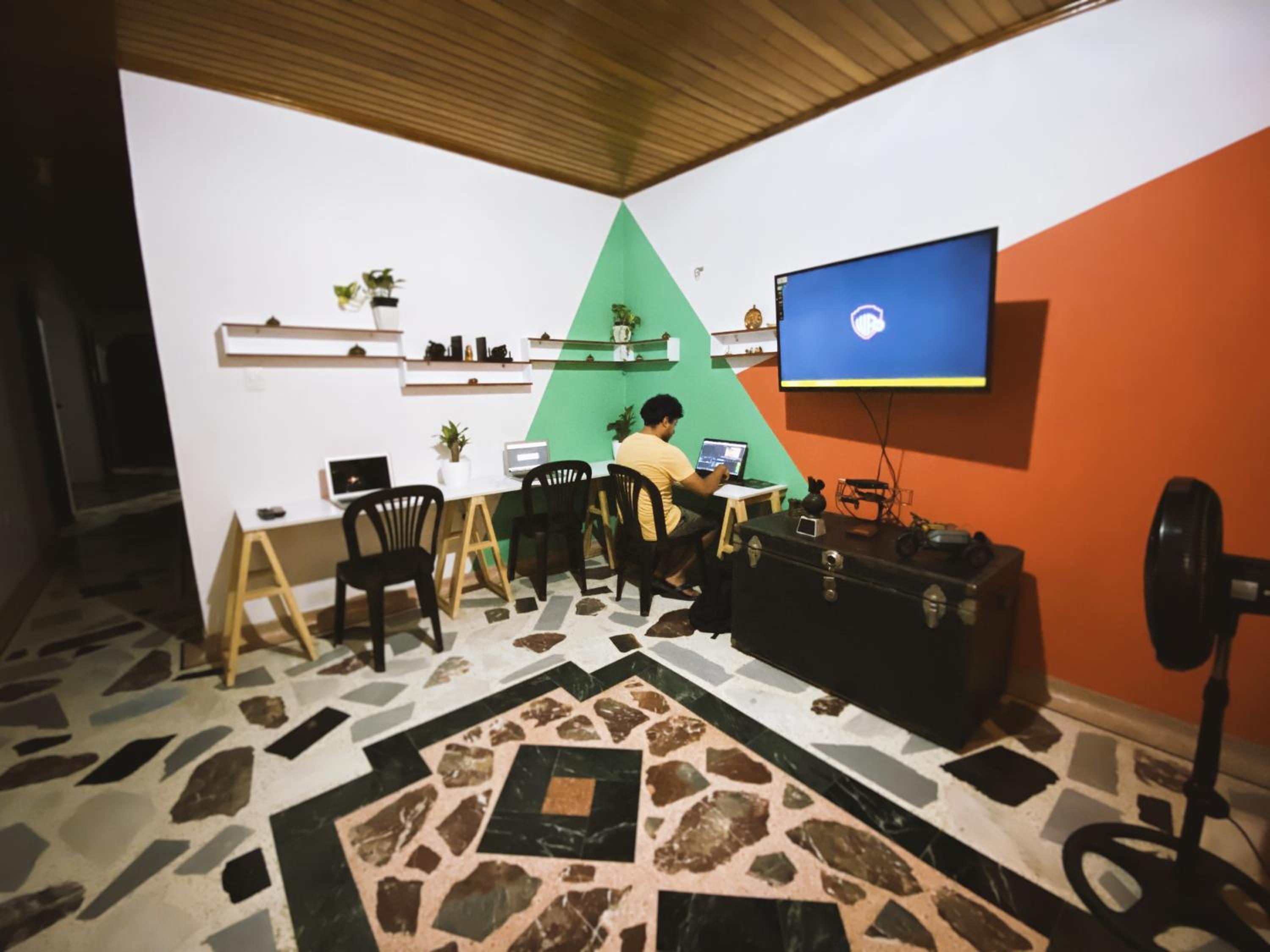 Tia Chela hostel