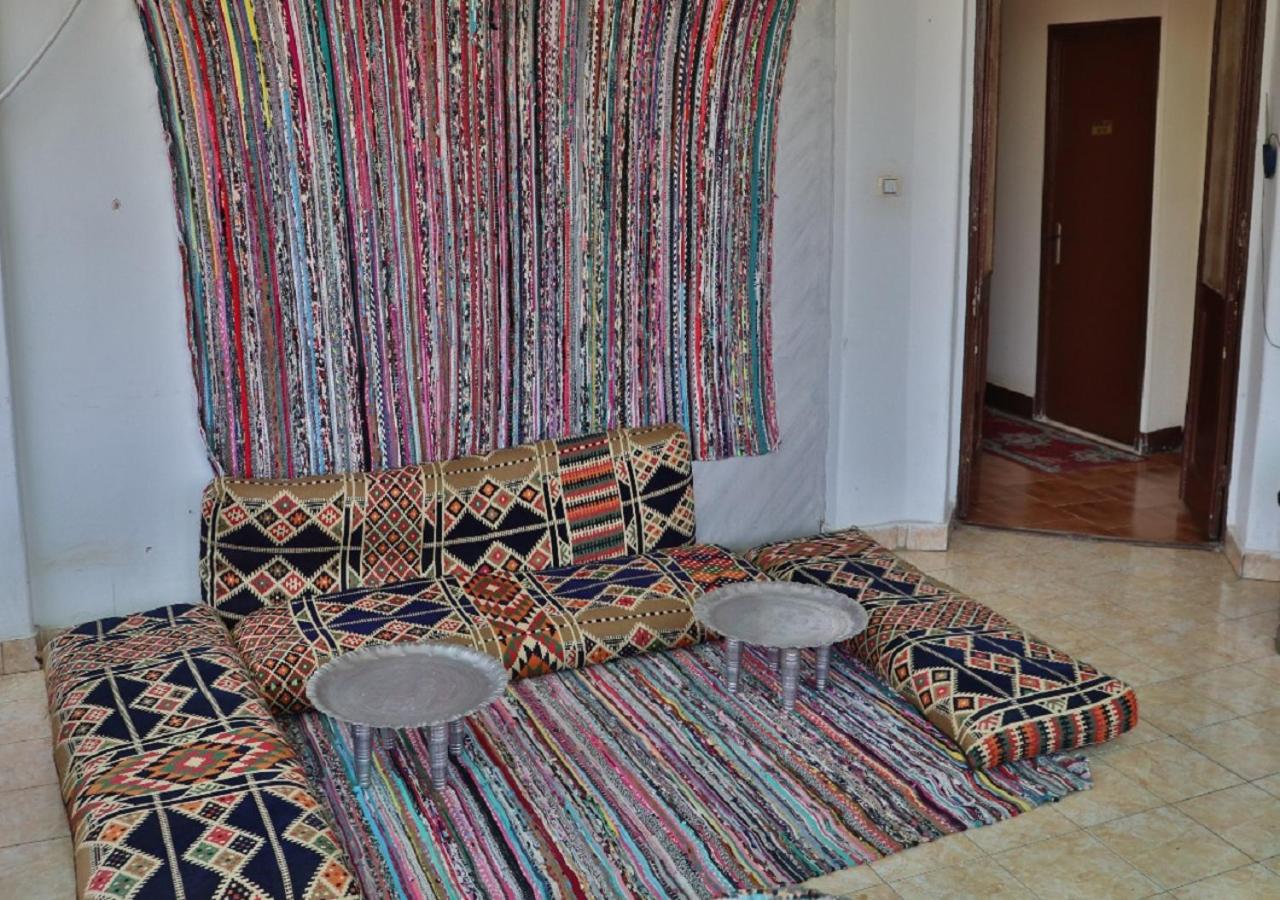 Cecilia Hostel