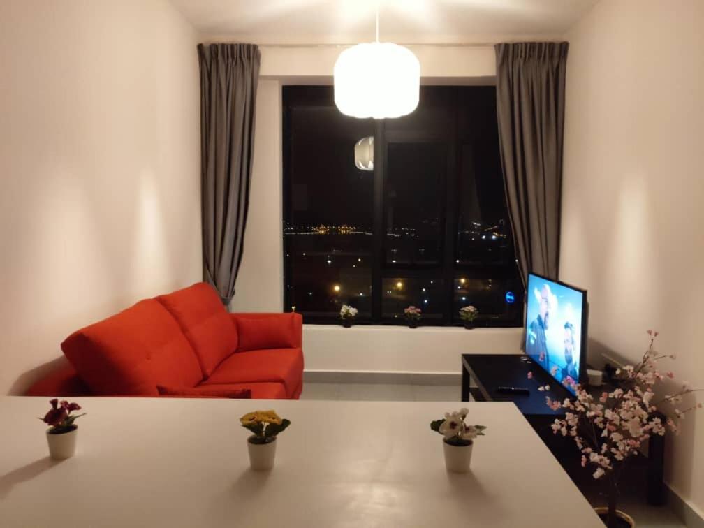 Cozy Studio unit - Cyberjaya - WiFi - Free parking photo 1