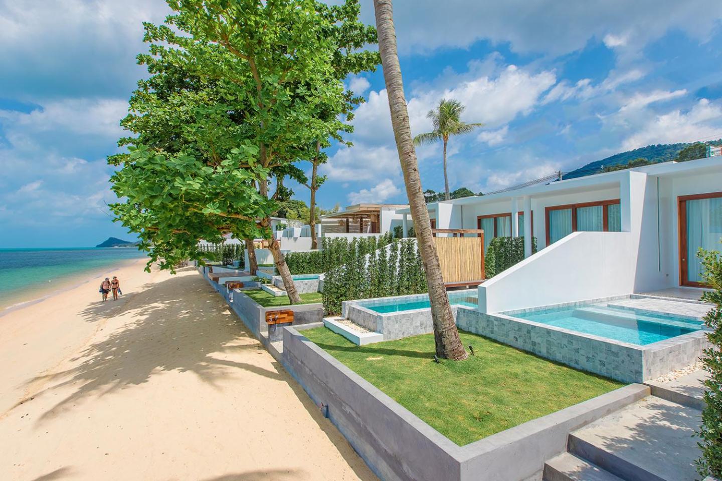White Whale Beachfront Pool Villa