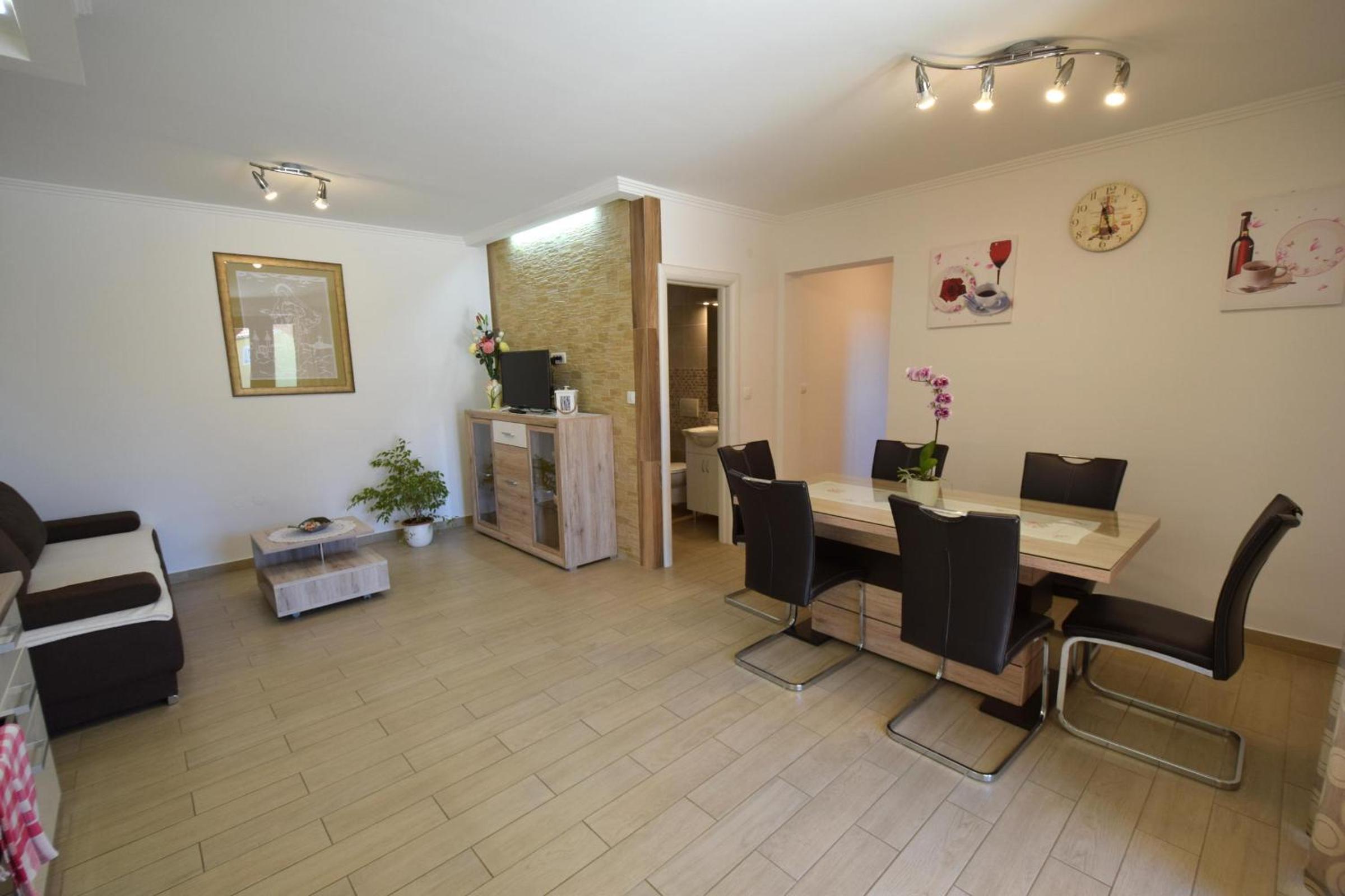 Apartments Rose view 3