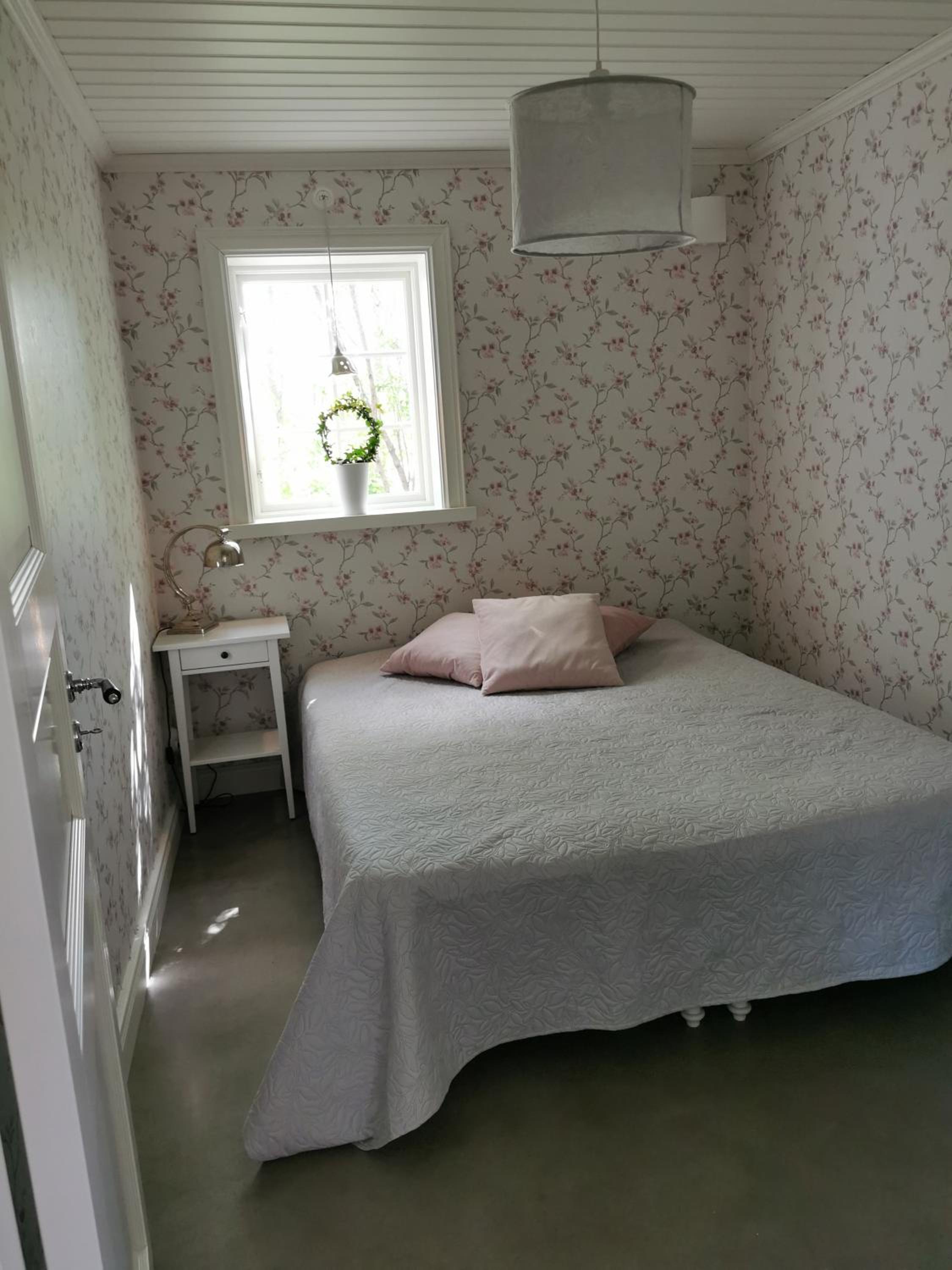 Idyllisk nybyggd stuga på Sollerön.