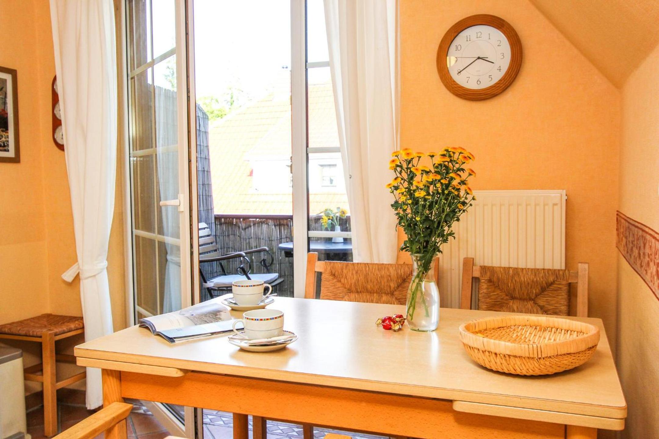 Likedeeler 1 en Zingst — kitchen