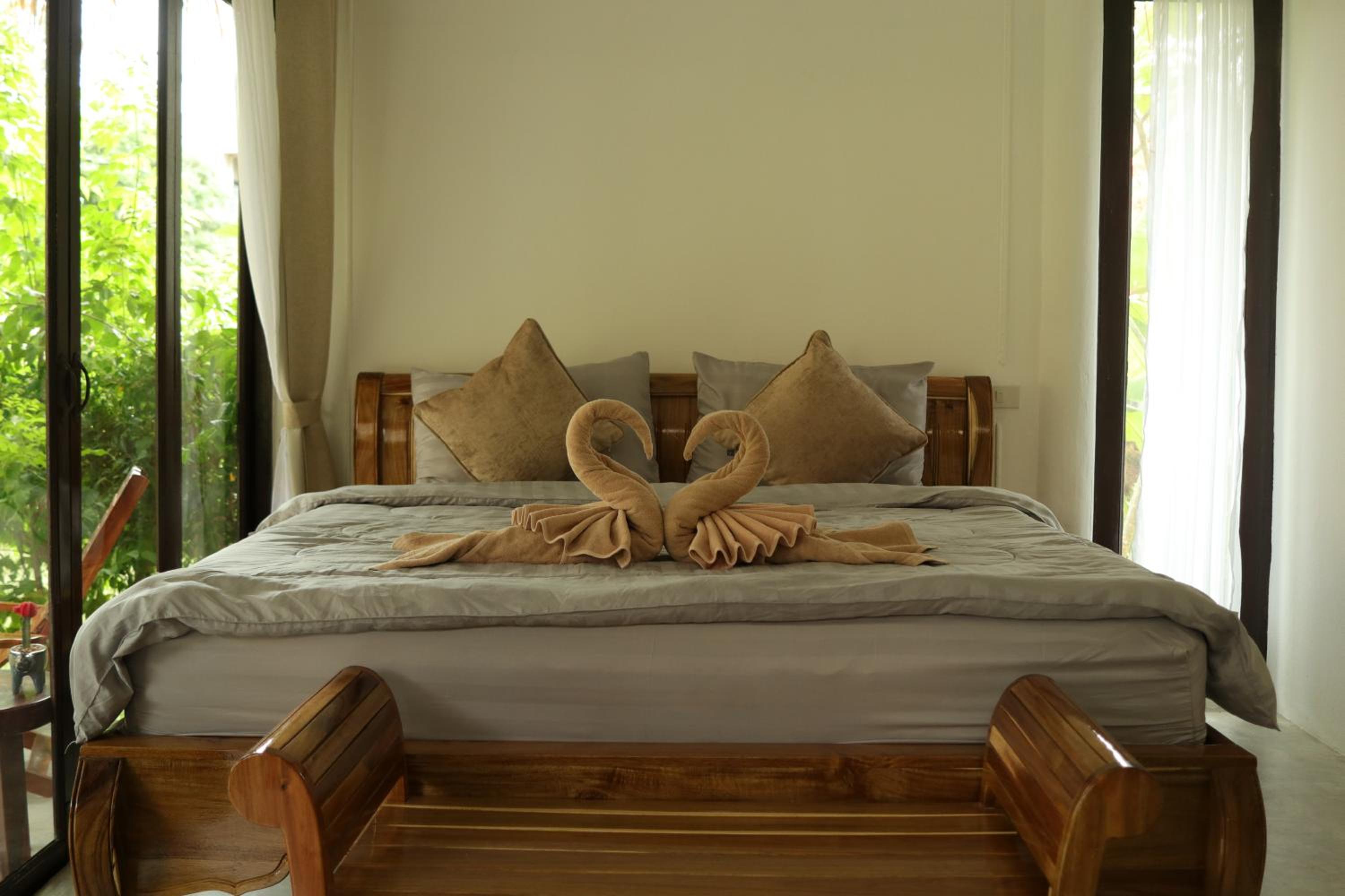 Mumsa Beach Resort & Restaurant