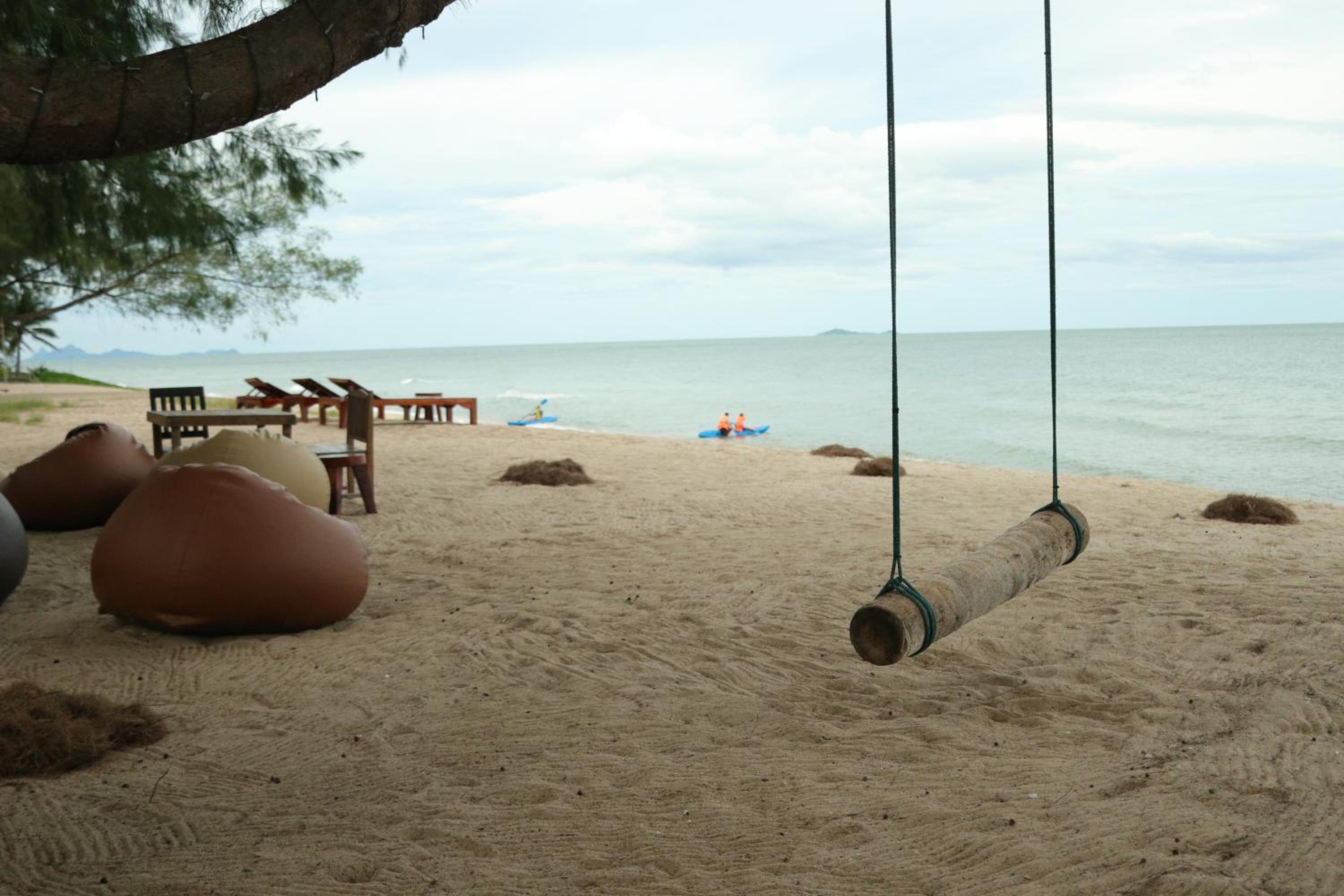 Mumsa Beach Resort & Restaurant