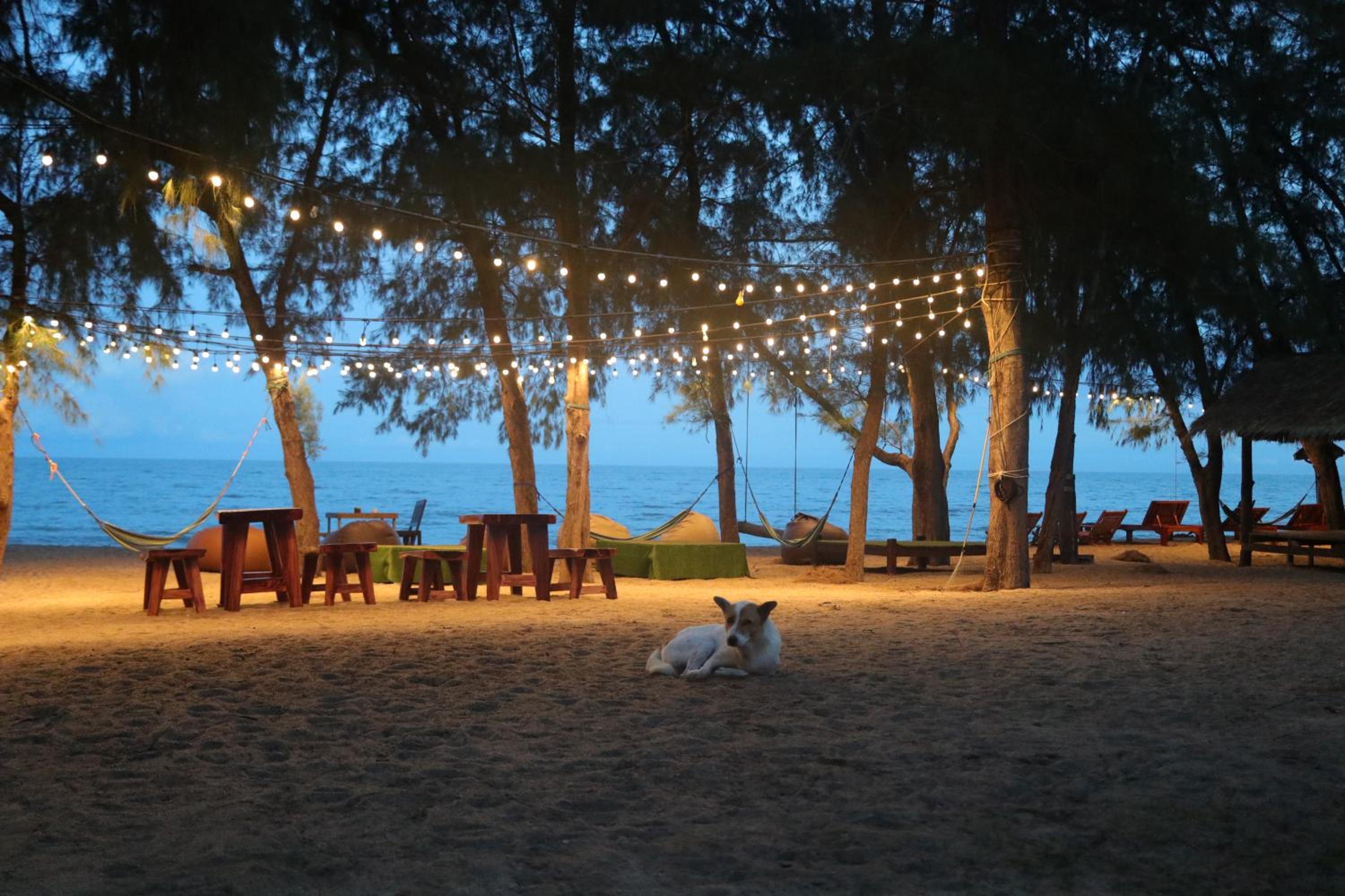 Mumsa Beach Resort & Restaurant