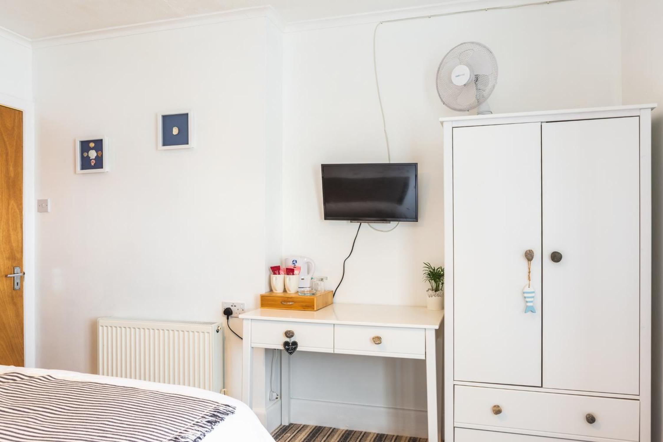 Shanklin Vacations - The Royson Guest House - Property Image 63