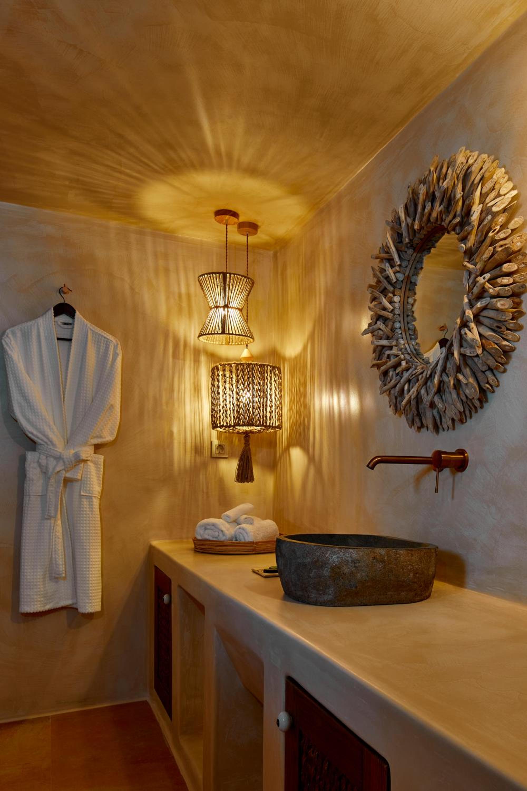 Domus Hestia Suites — 10