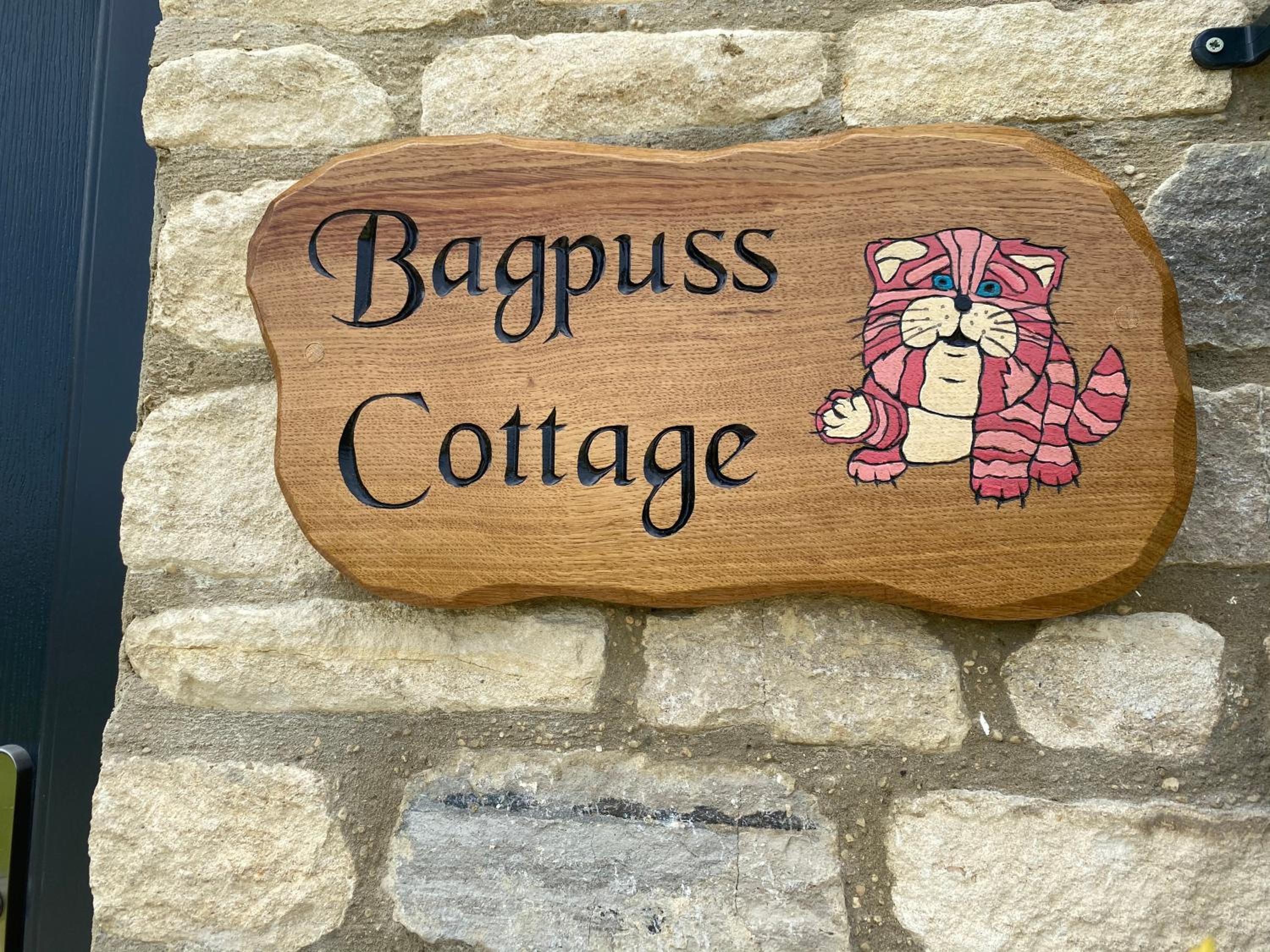 Bagpuss Cottage Stunning 2 bedroom cosy cottage view 3