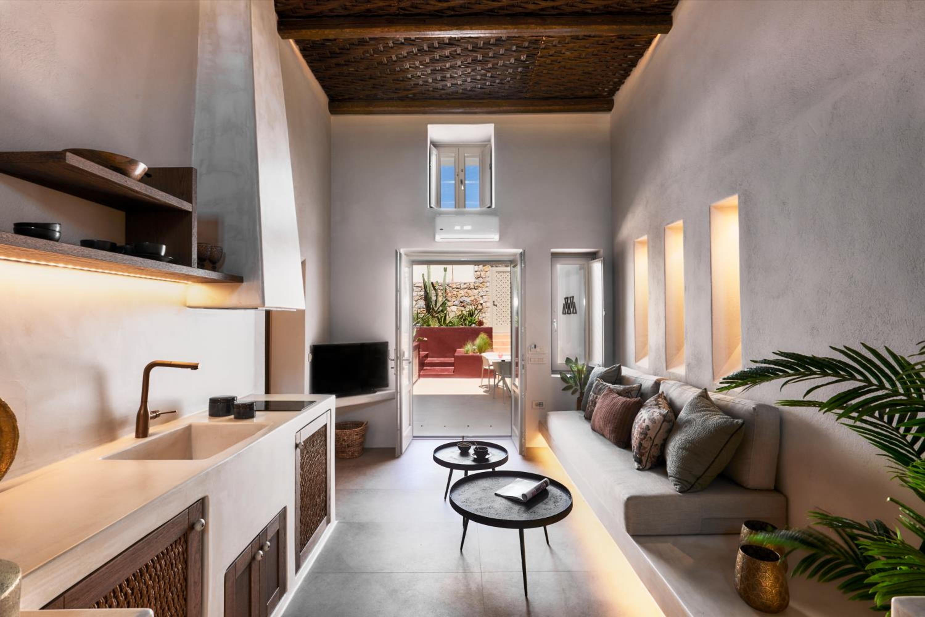 Domus Hestia Suites