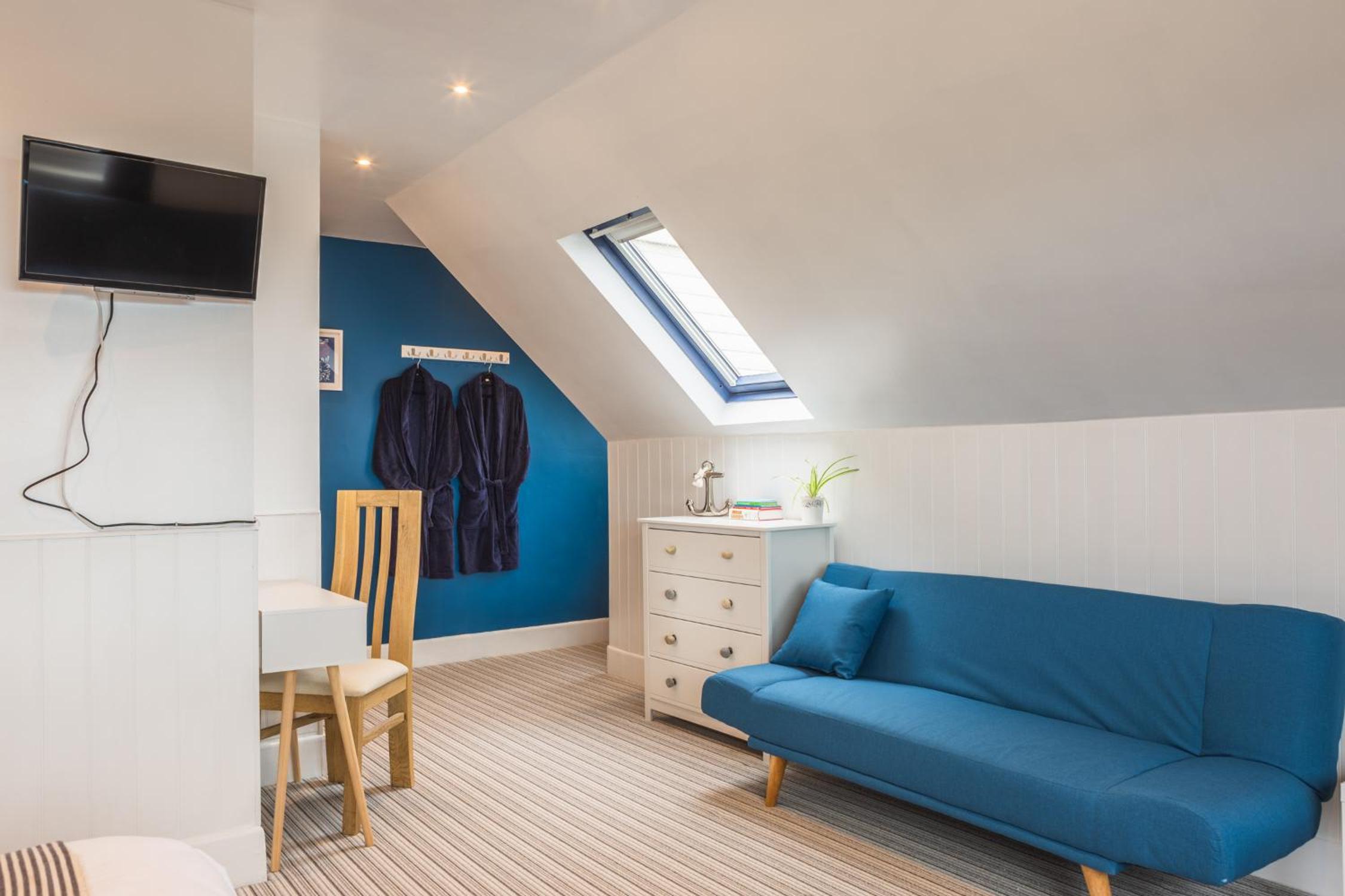 Shanklin Vacations - The Royson Guest House - Property Image 4