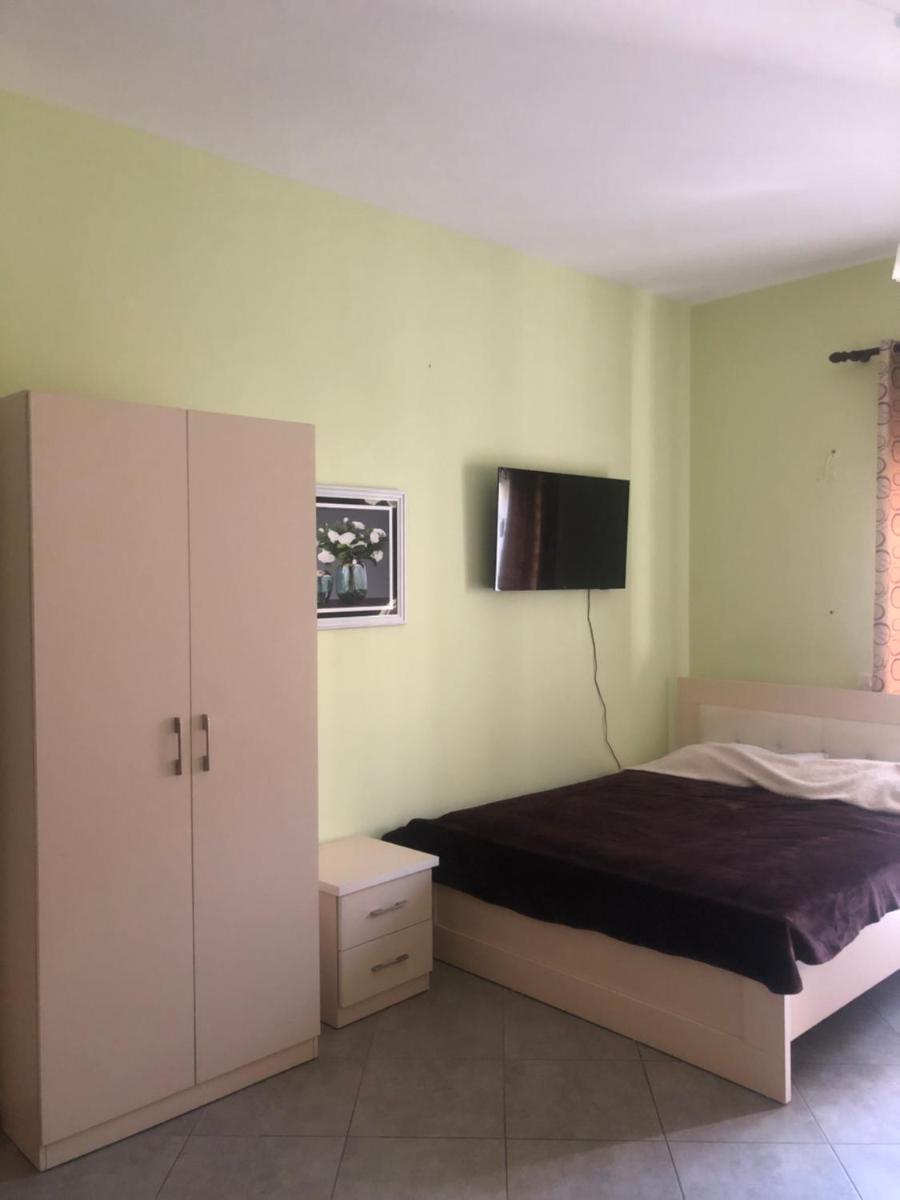 Xhani Apartments photo 2