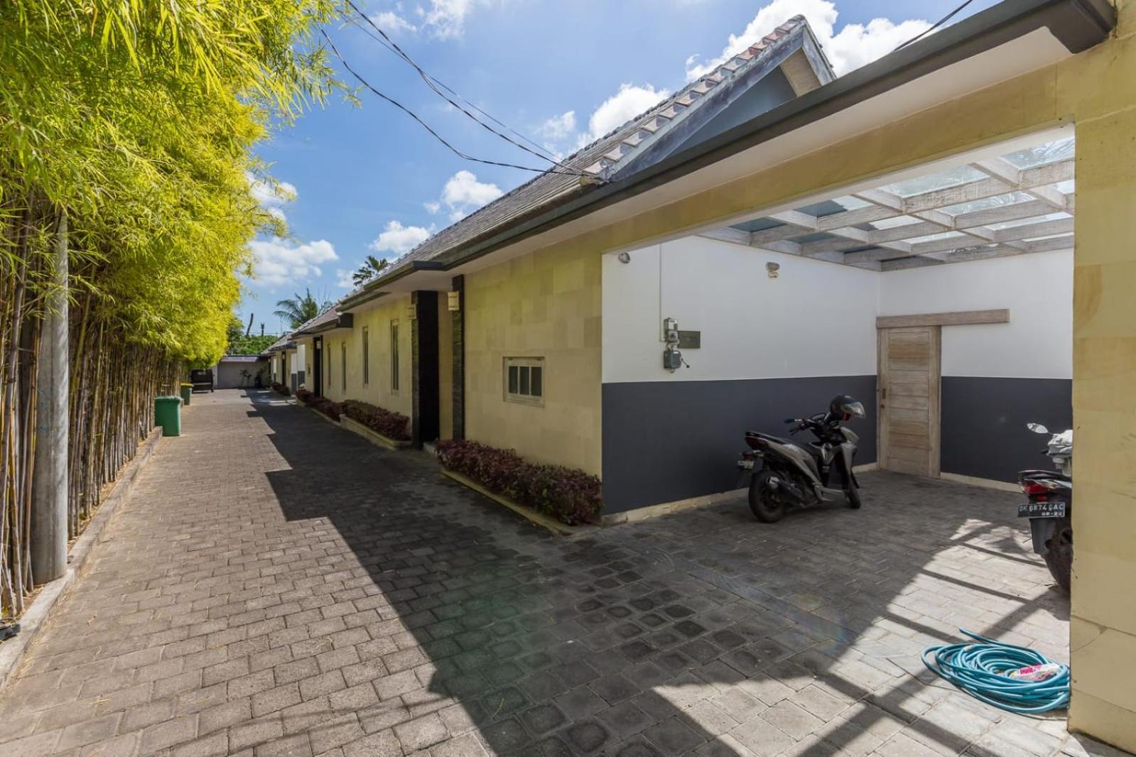 VILLA Nuri Merah 2 view 4