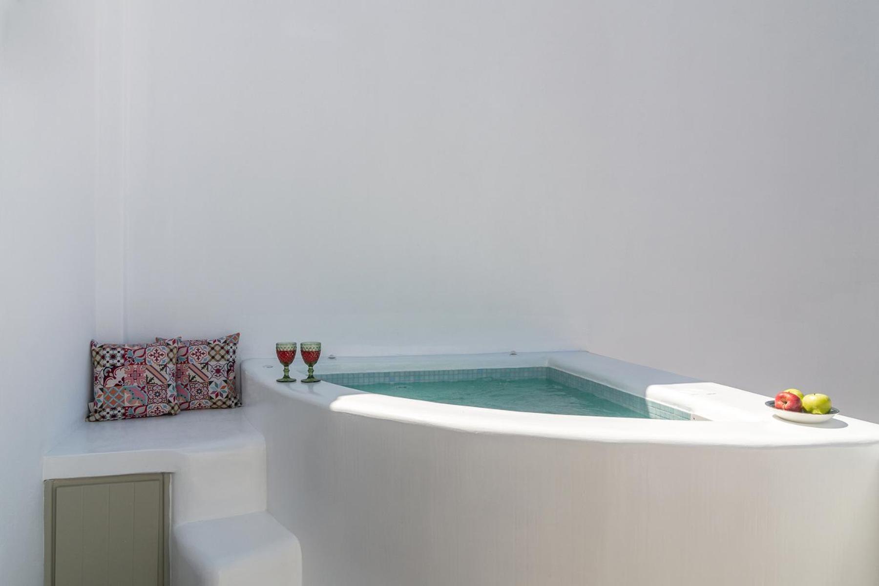 Dolce Suites