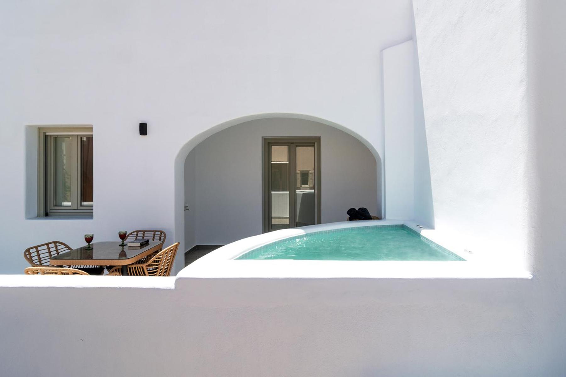 Dolce Suites