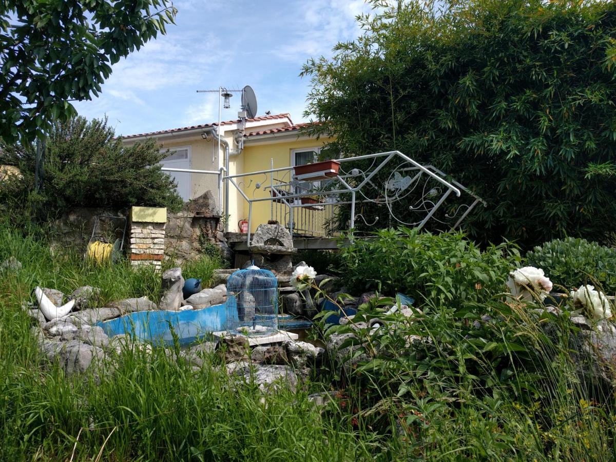 Photo 34