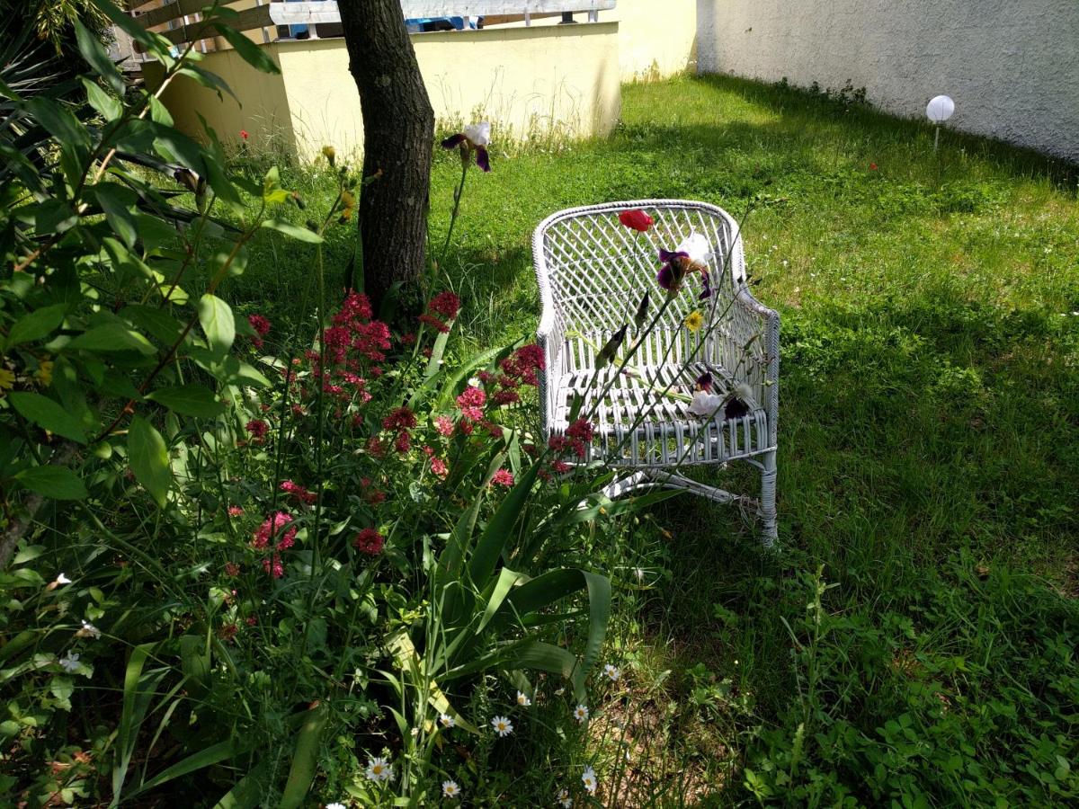 Photo 35