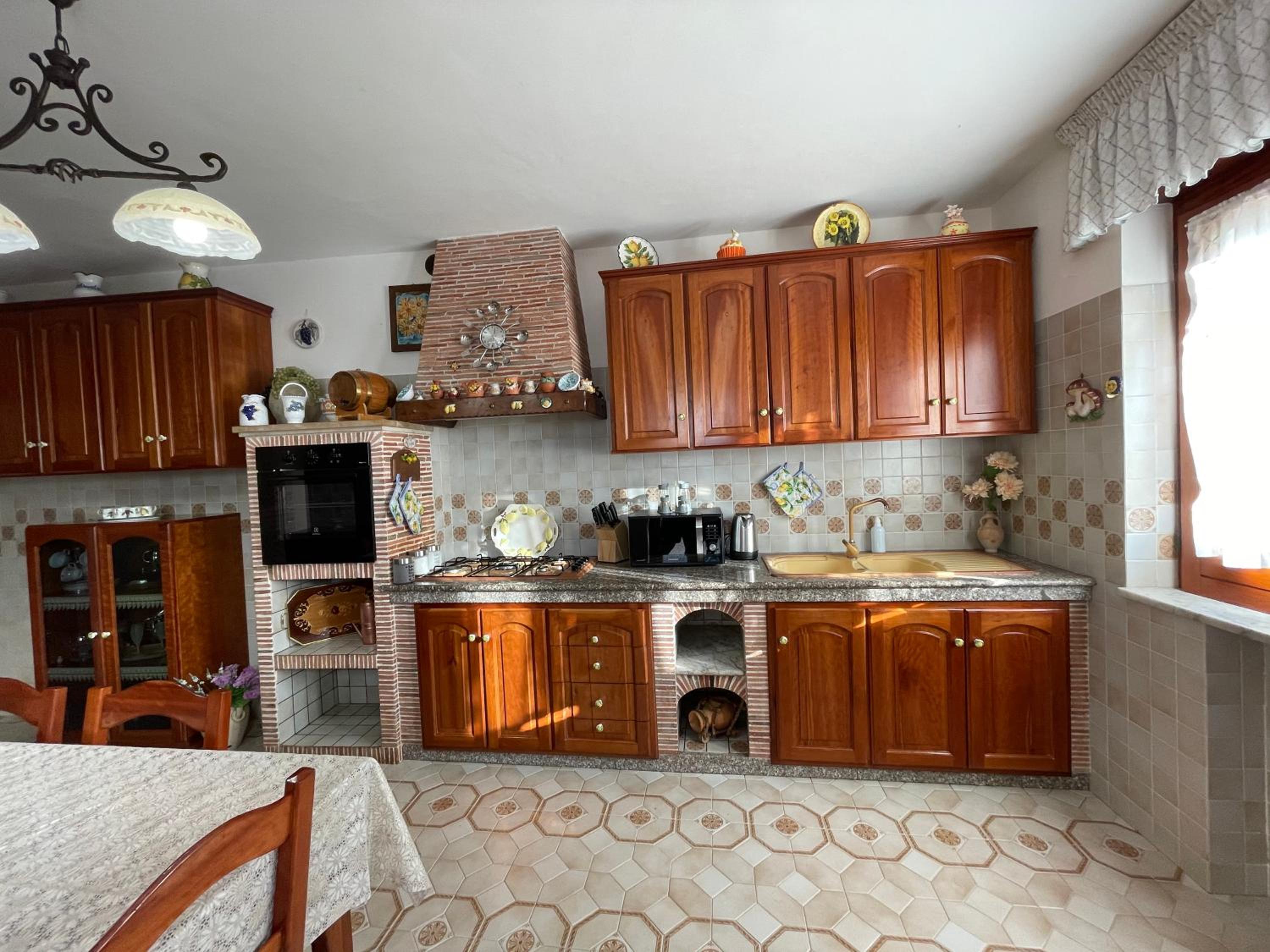 LOREN HOUSE, relaxing location with seaview photo 3