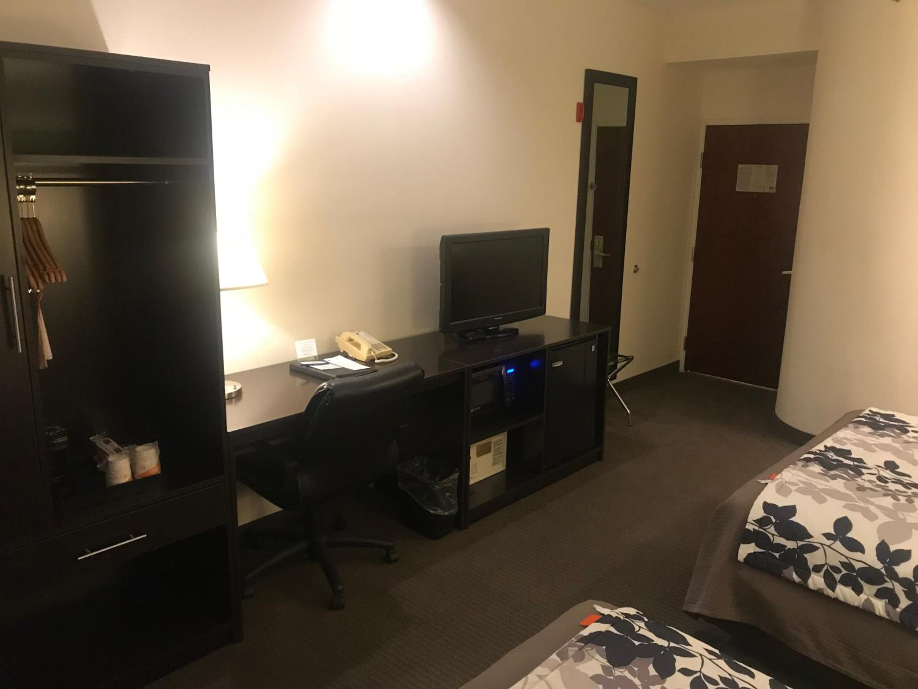 Photo 19