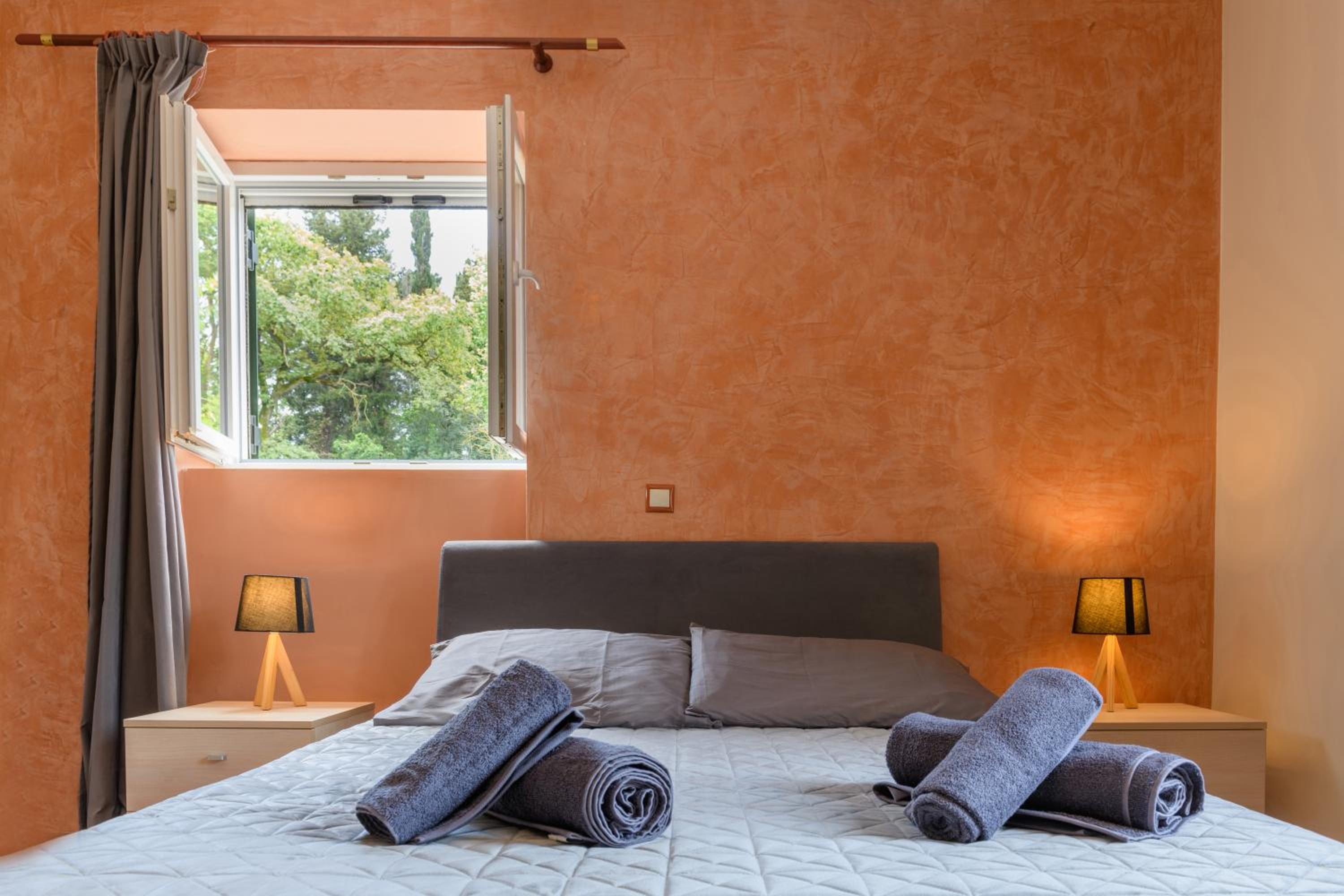Sunshine House Corfu