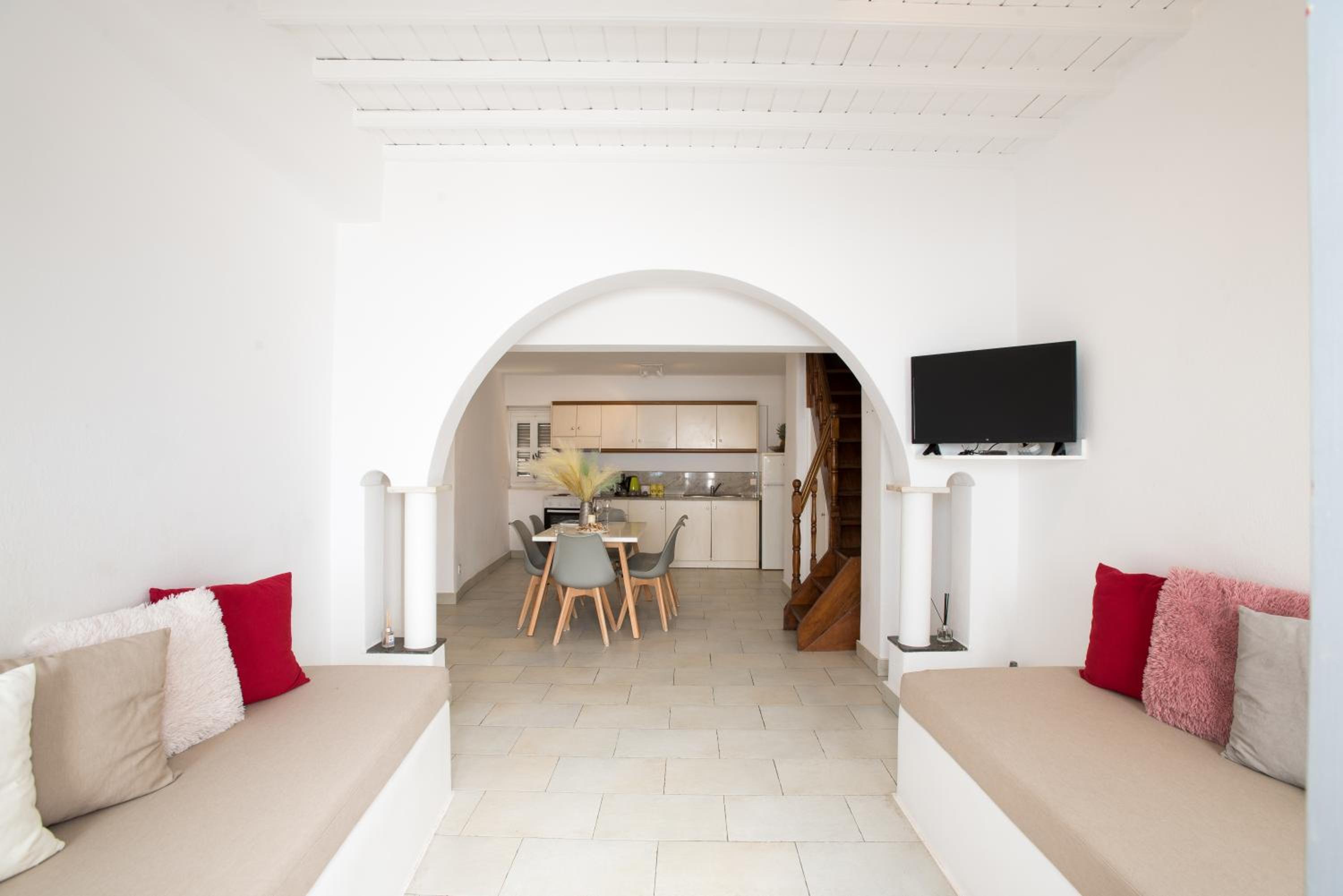 Alessios Houses Mykonos Town view 5