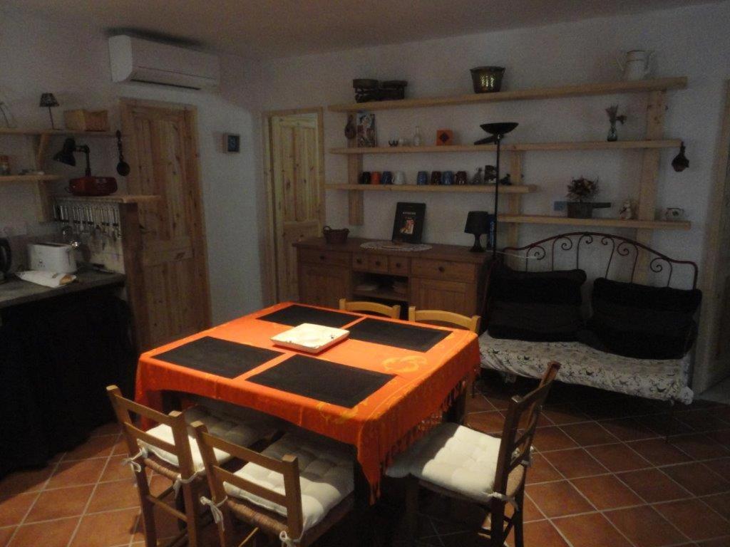 Villa de plein pied en campagne bonifacienne 84m2. — photo 5
