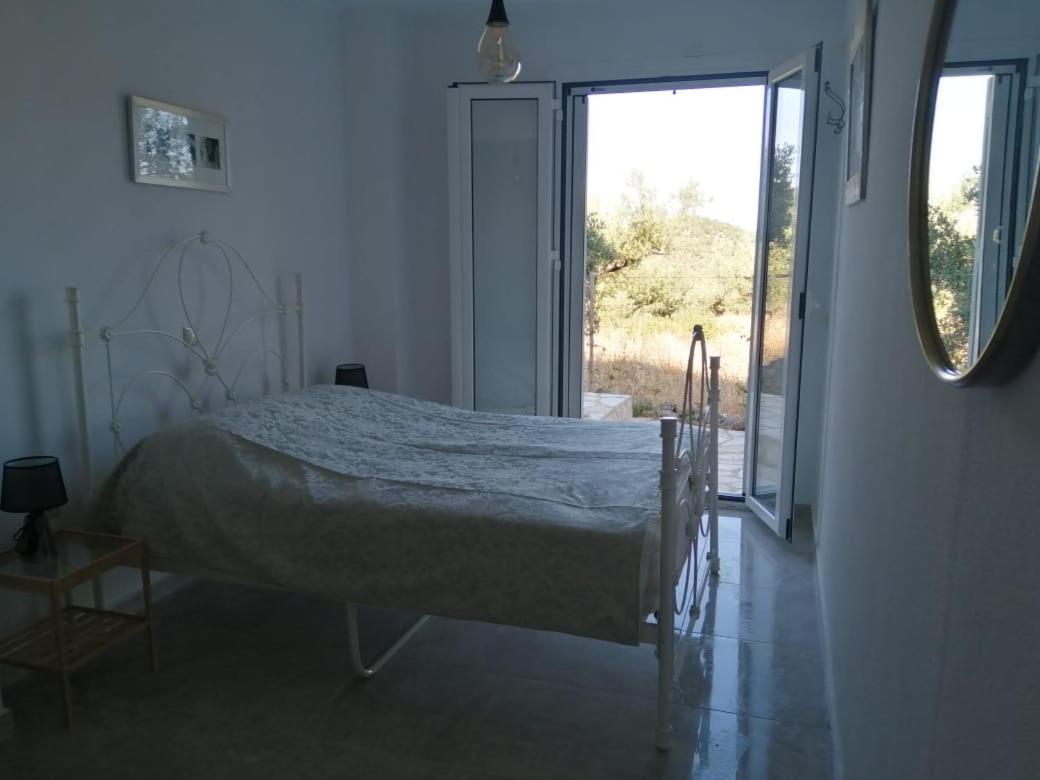 Appartement in OLIVE GROOVE HOUSE PELOPONNESOS WESTERN MANI view 3