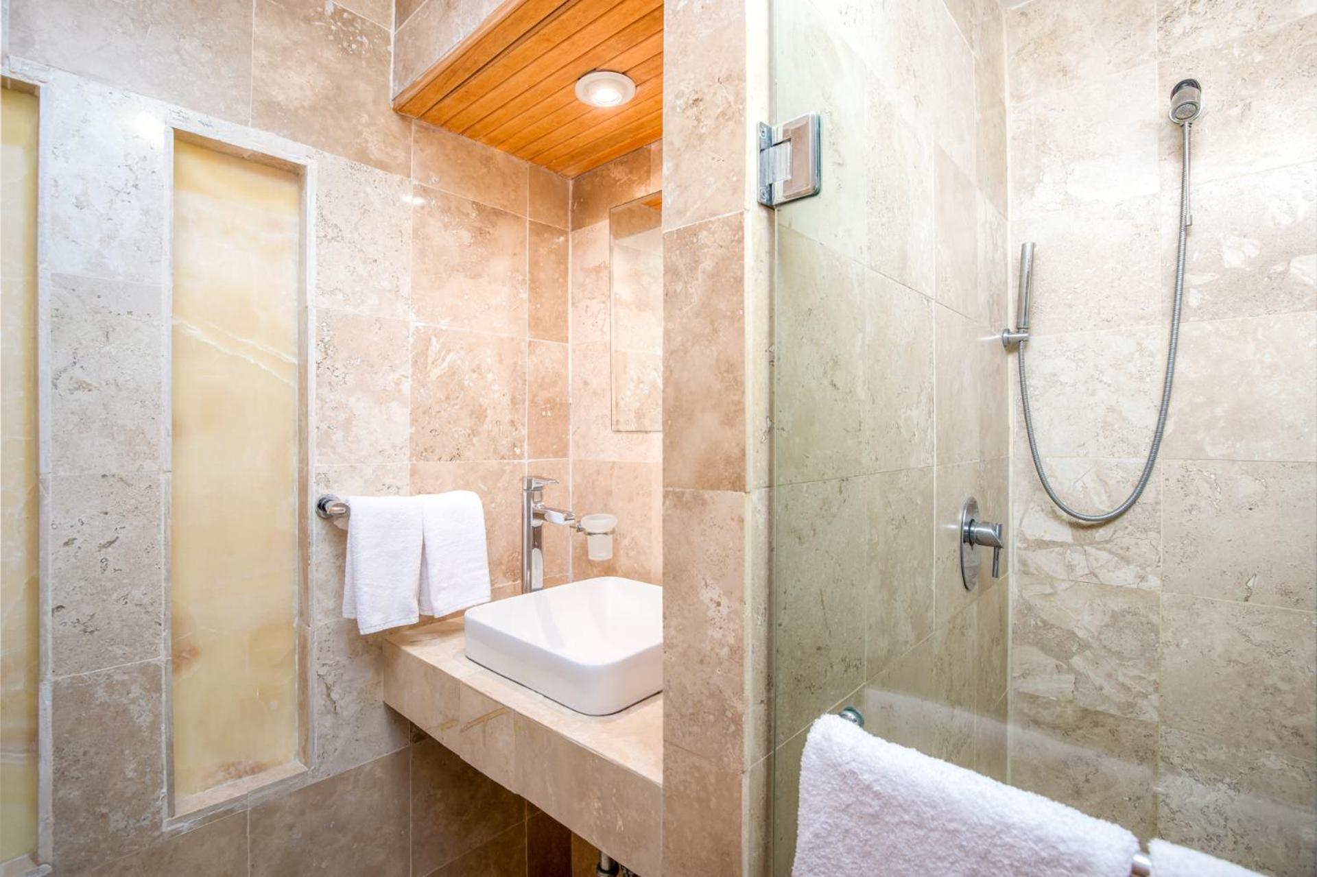 Condo Terra 13 by Kivoya - Property Image 2