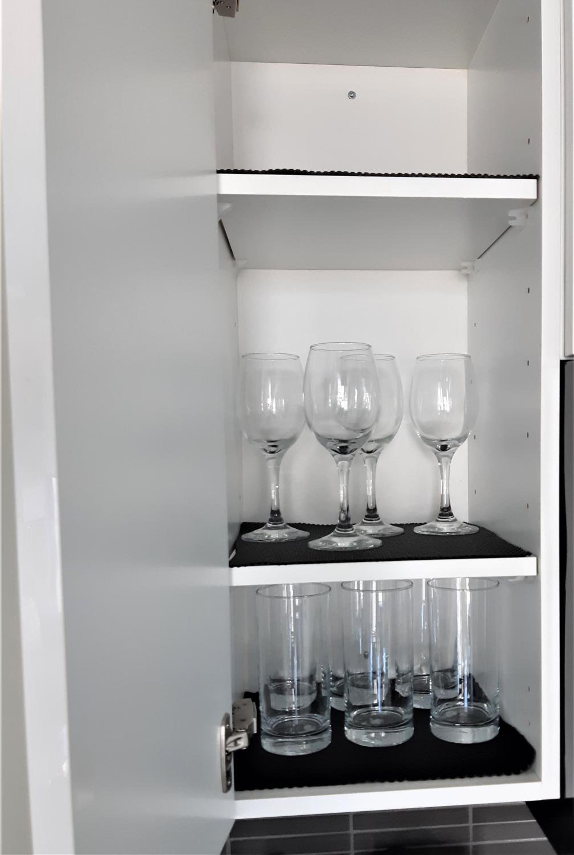 Luxury skyline condo in downtown FREE 24/7 parking
