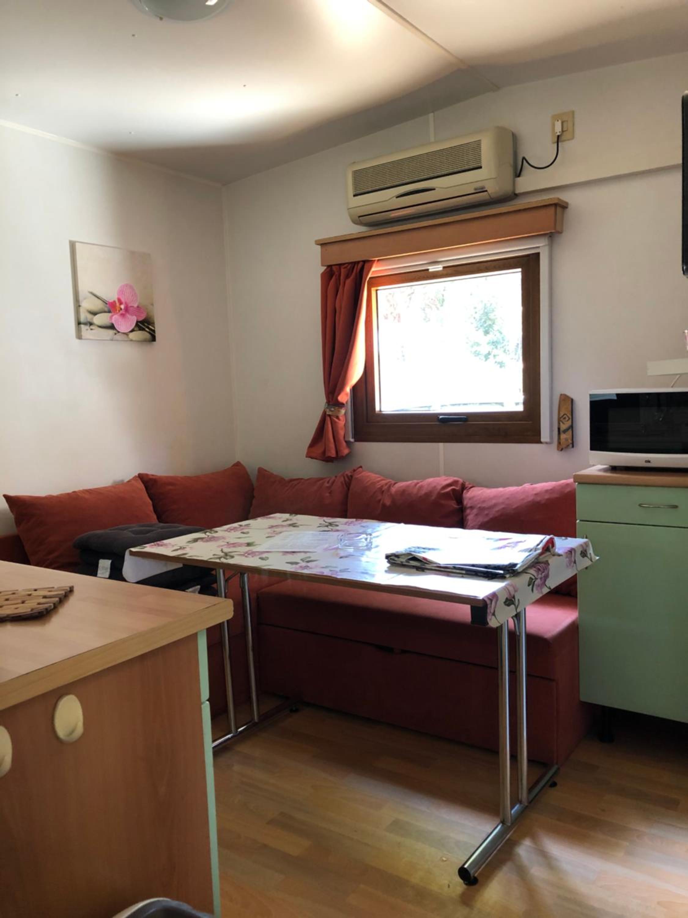 Buona Mobile Homes on Camping Mare e Pineta view 3