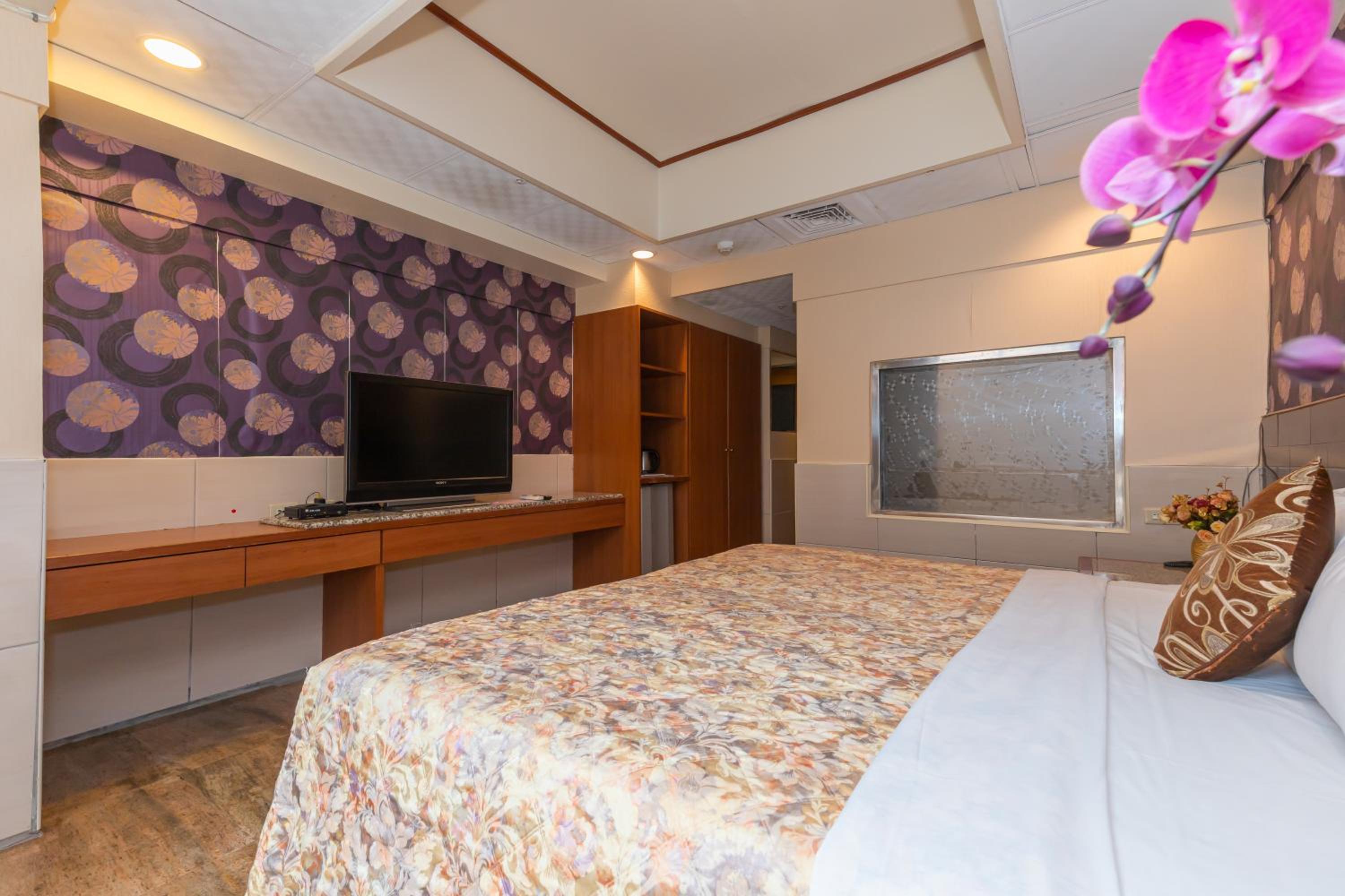 Taoyuan Vacations - Yi Pin Business Hotel - Property Image 4