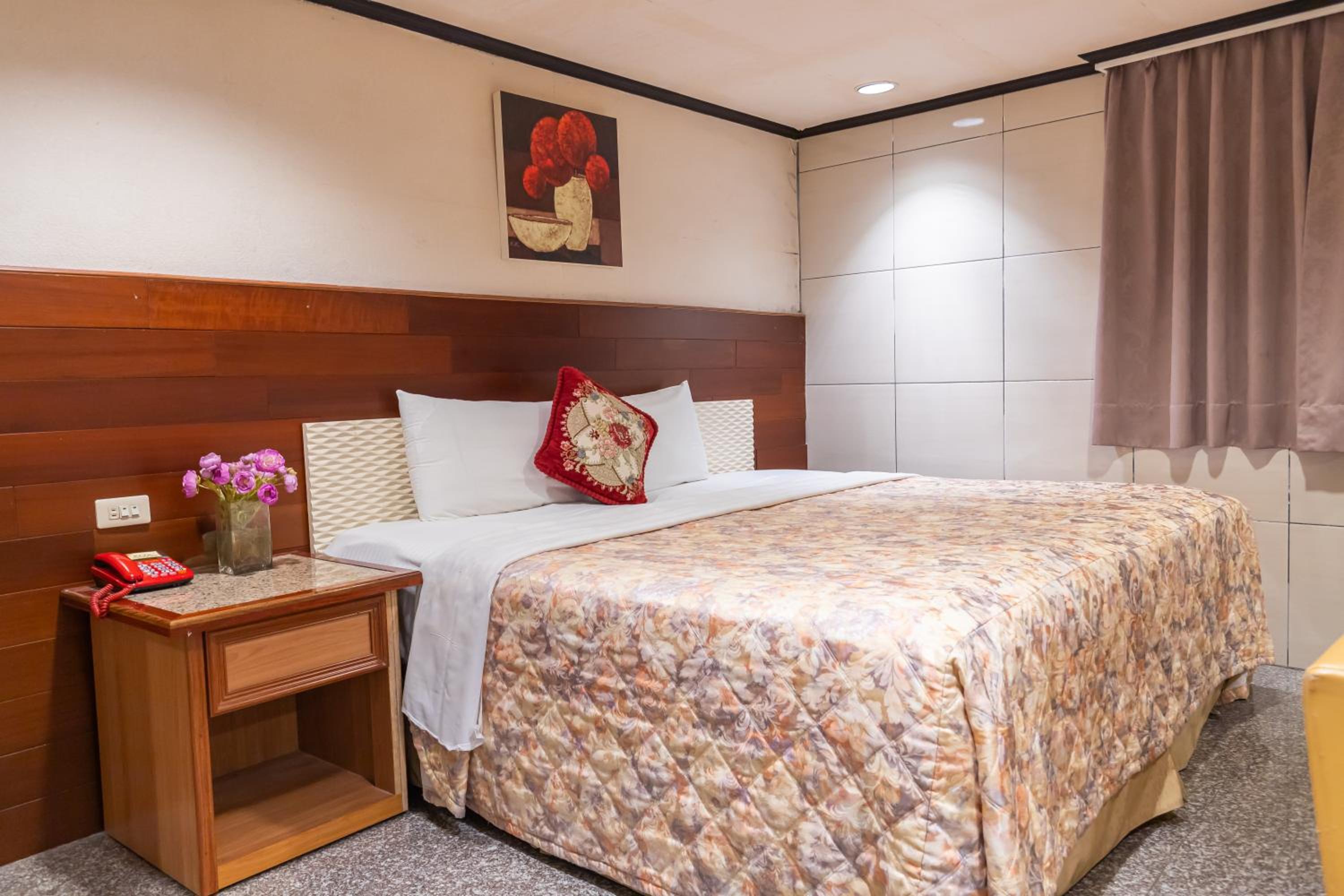 Taoyuan Vacations - Yi Pin Business Hotel - Property Image 6