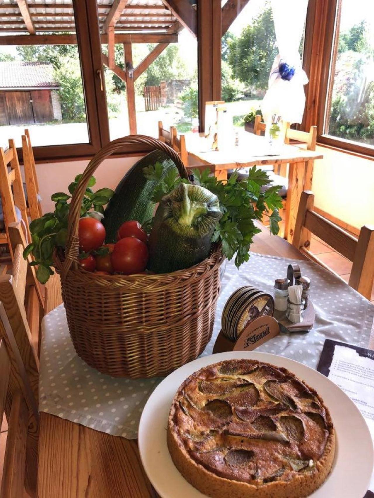 Schwarzenberský panský dvůr
