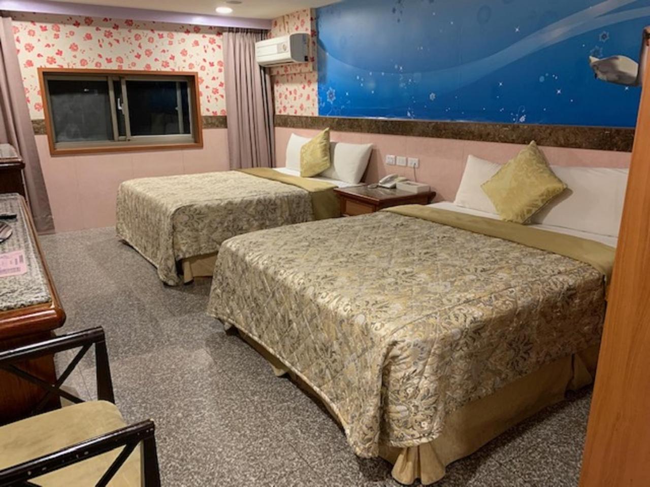 Taoyuan Vacations - Yi Pin Business Hotel - Property Image 1