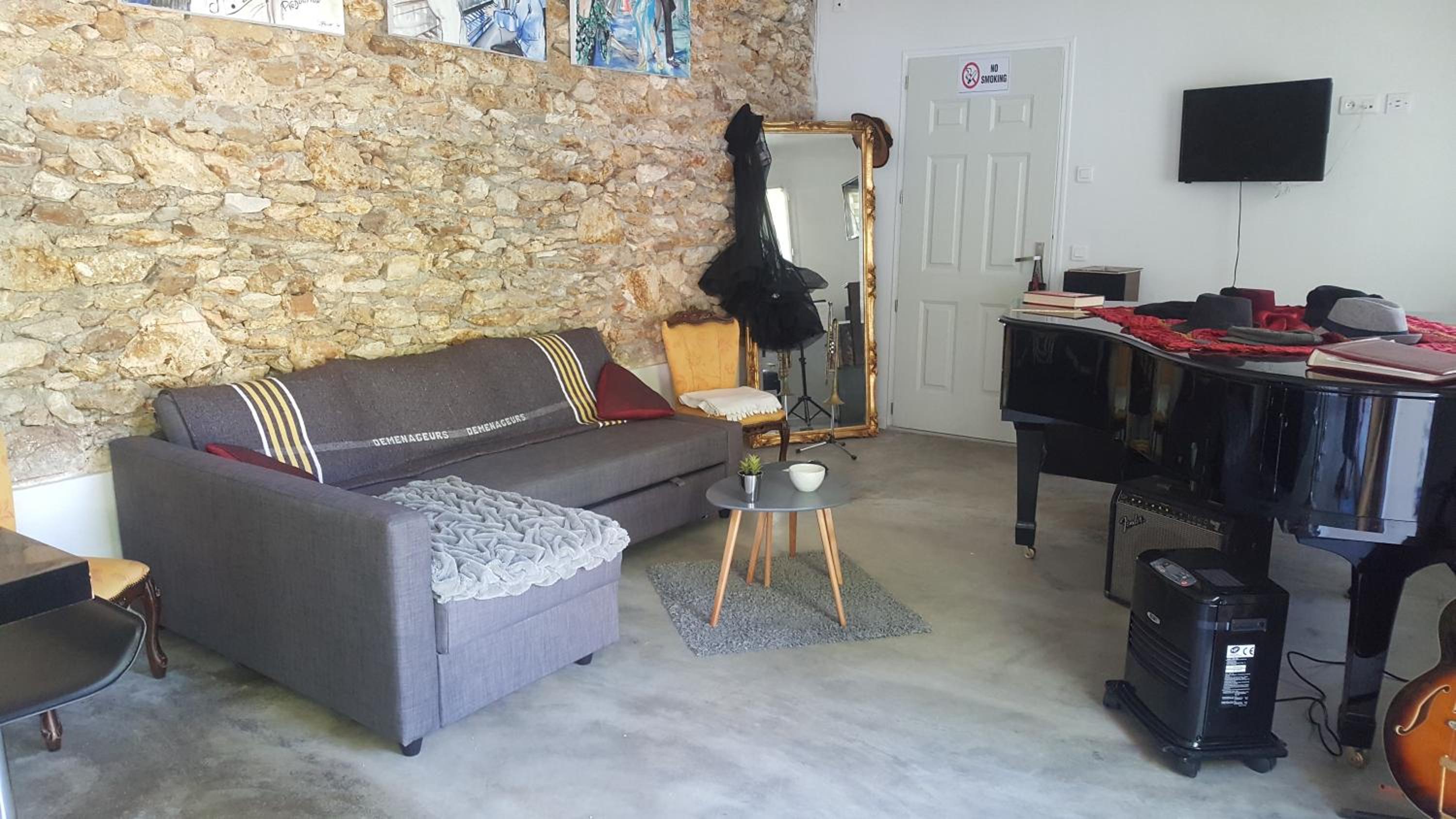 Photo 12