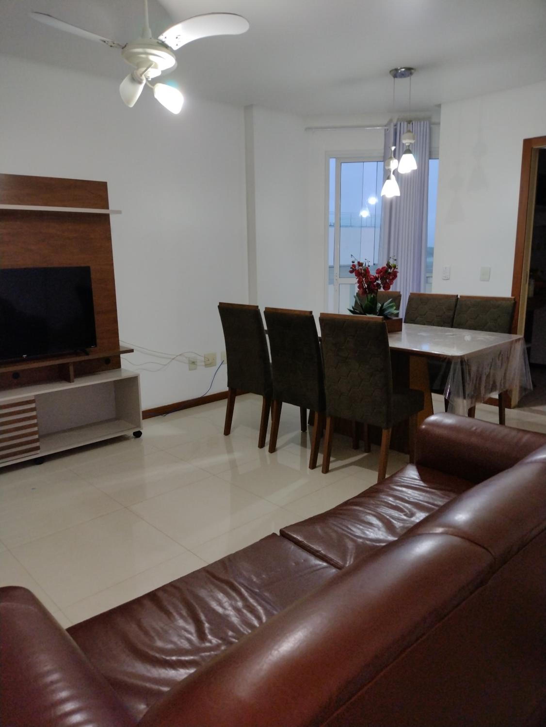 Edifício Vinícius Beira mar vista lateral