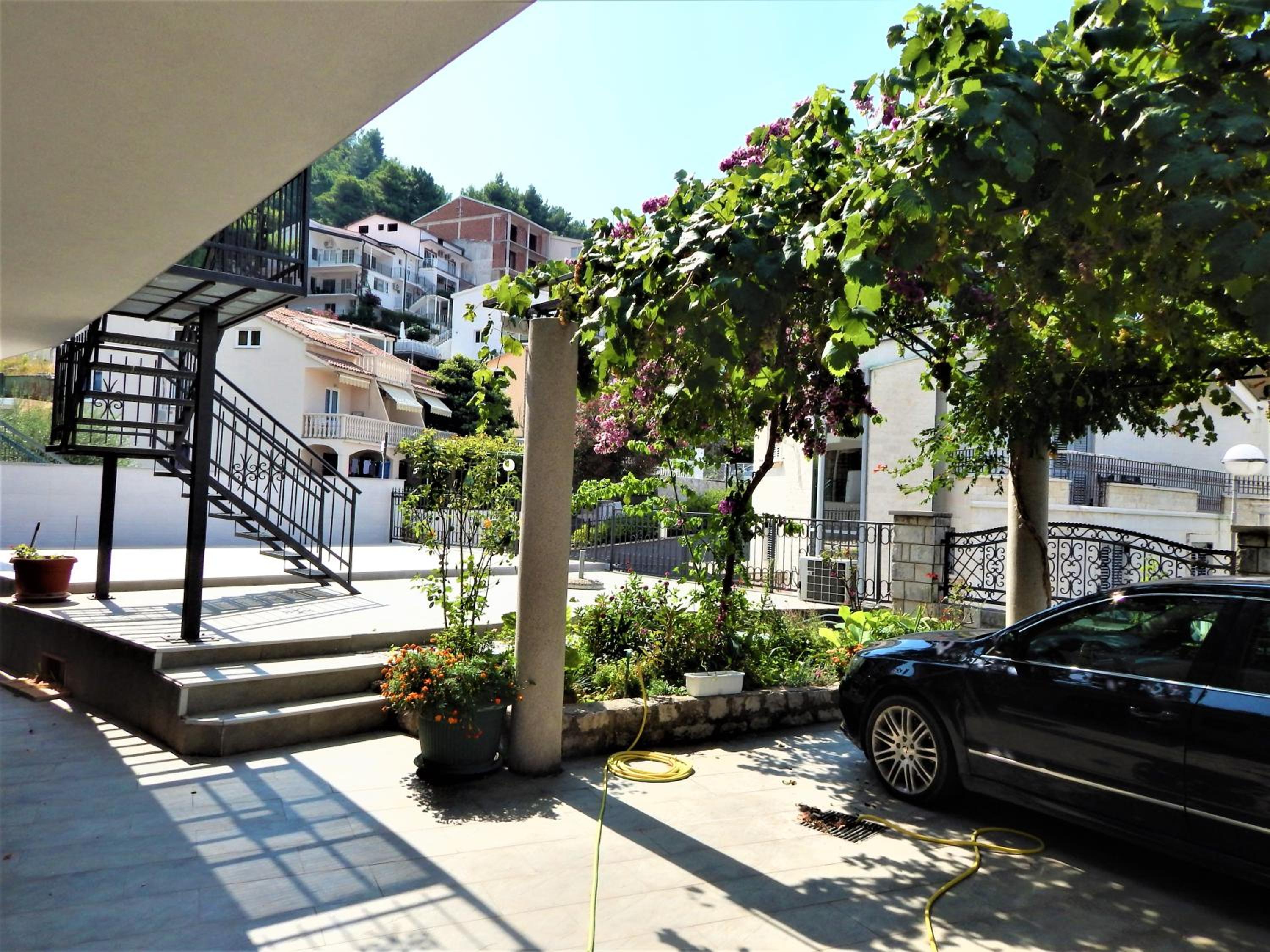Vila Teodora view 4