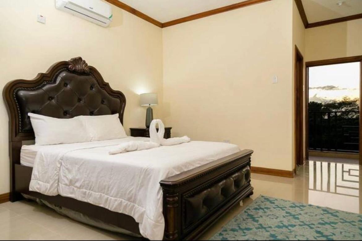 Penthouse Apartment @ Malachi view 3