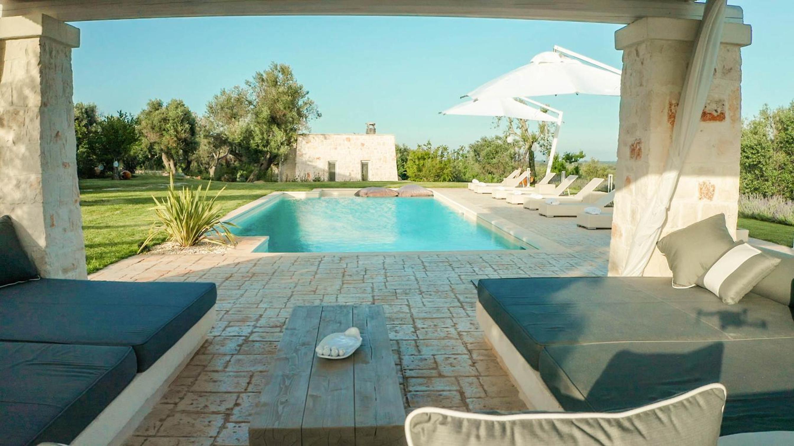 Tenuta Lamia degli Ulivi - Ostuni Puglia - Ancient Lamia and Modern Villa view 4